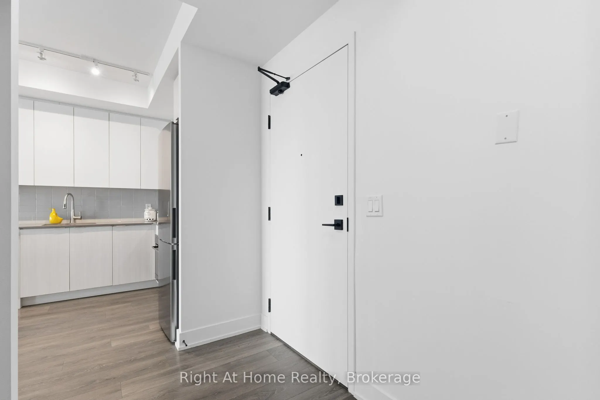 2489 Taunton Road #815