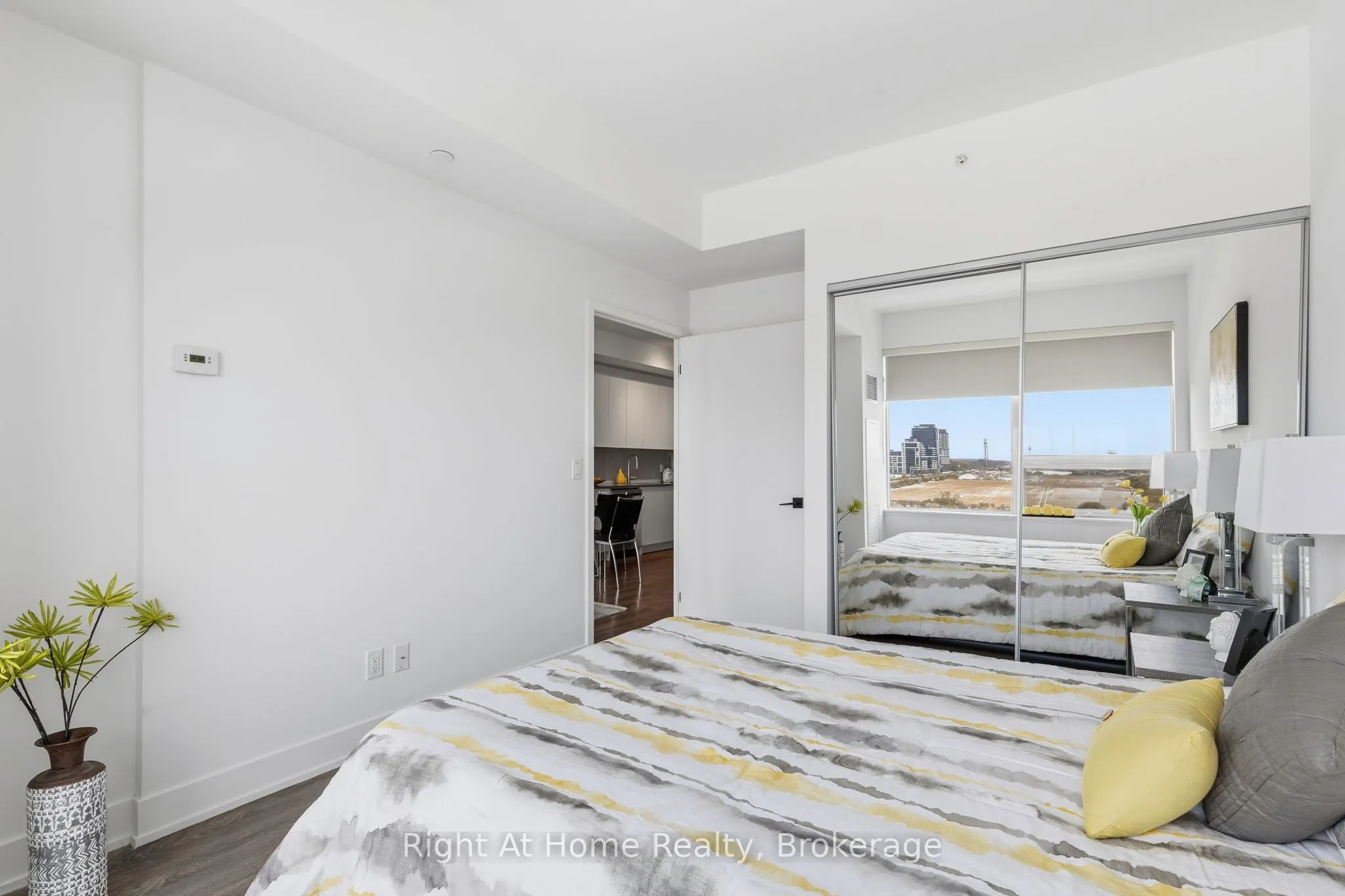 2489 Taunton Road #815