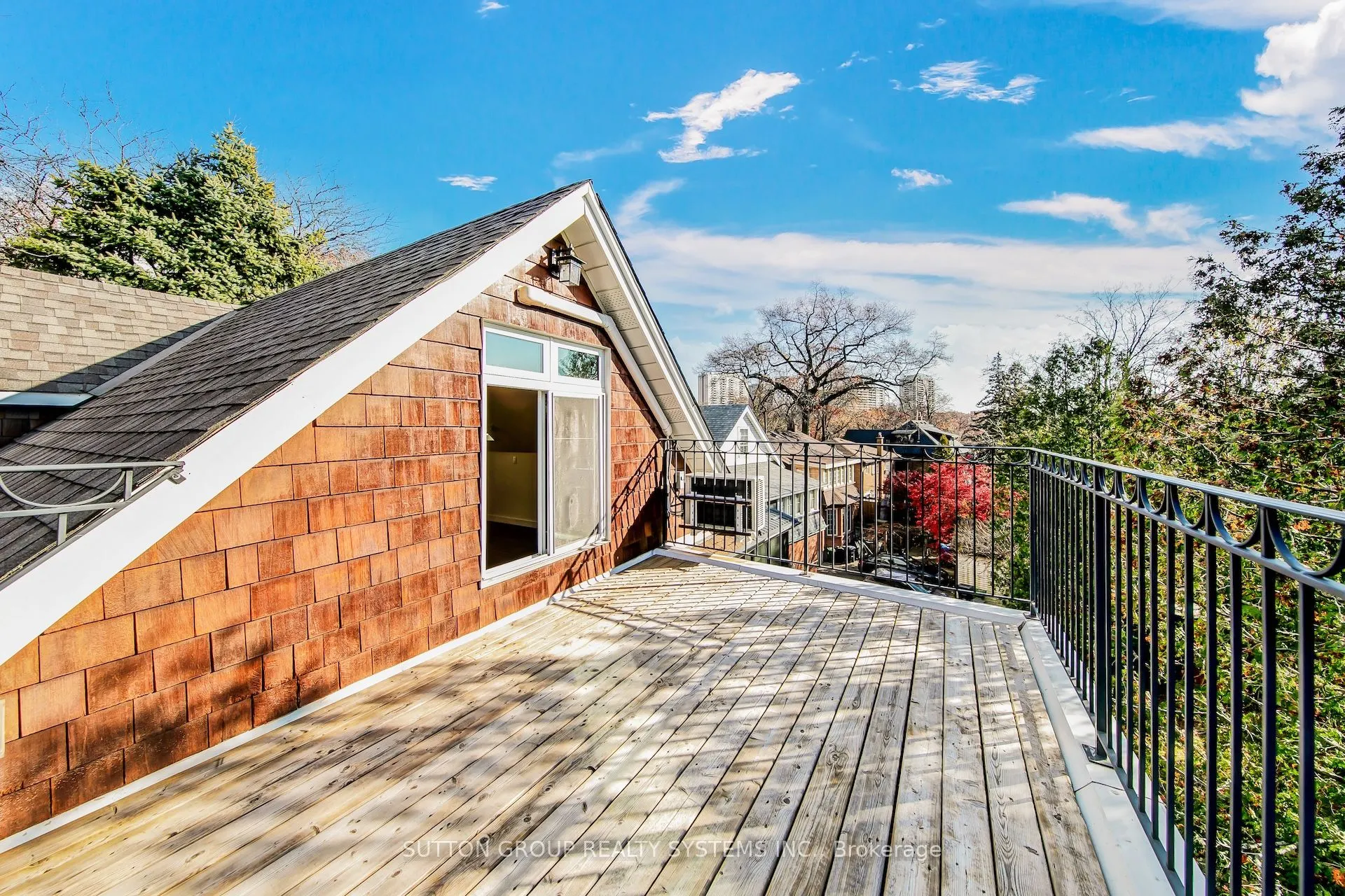 13 Evelyn Crescent