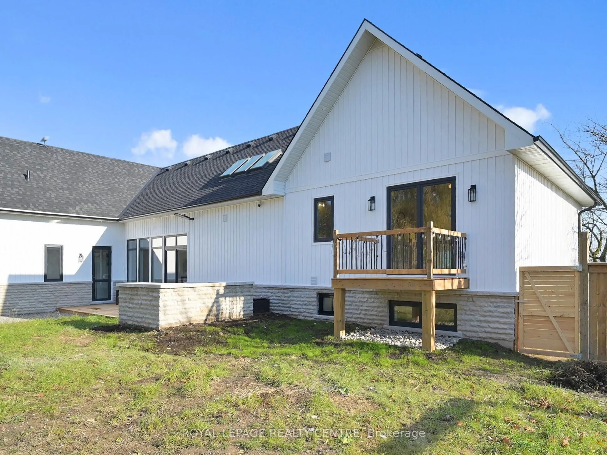 521 Old York Road