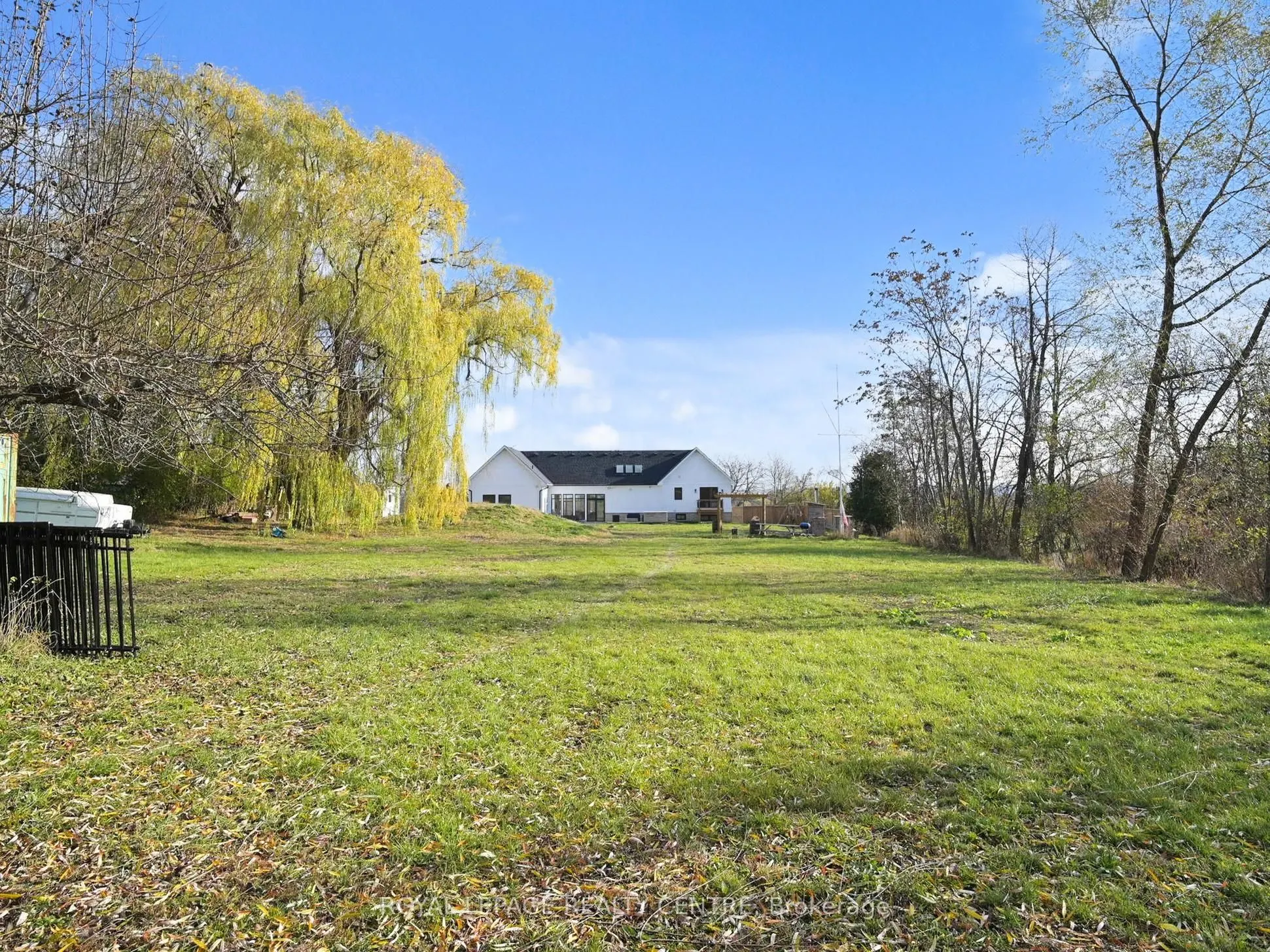 521 Old York Road