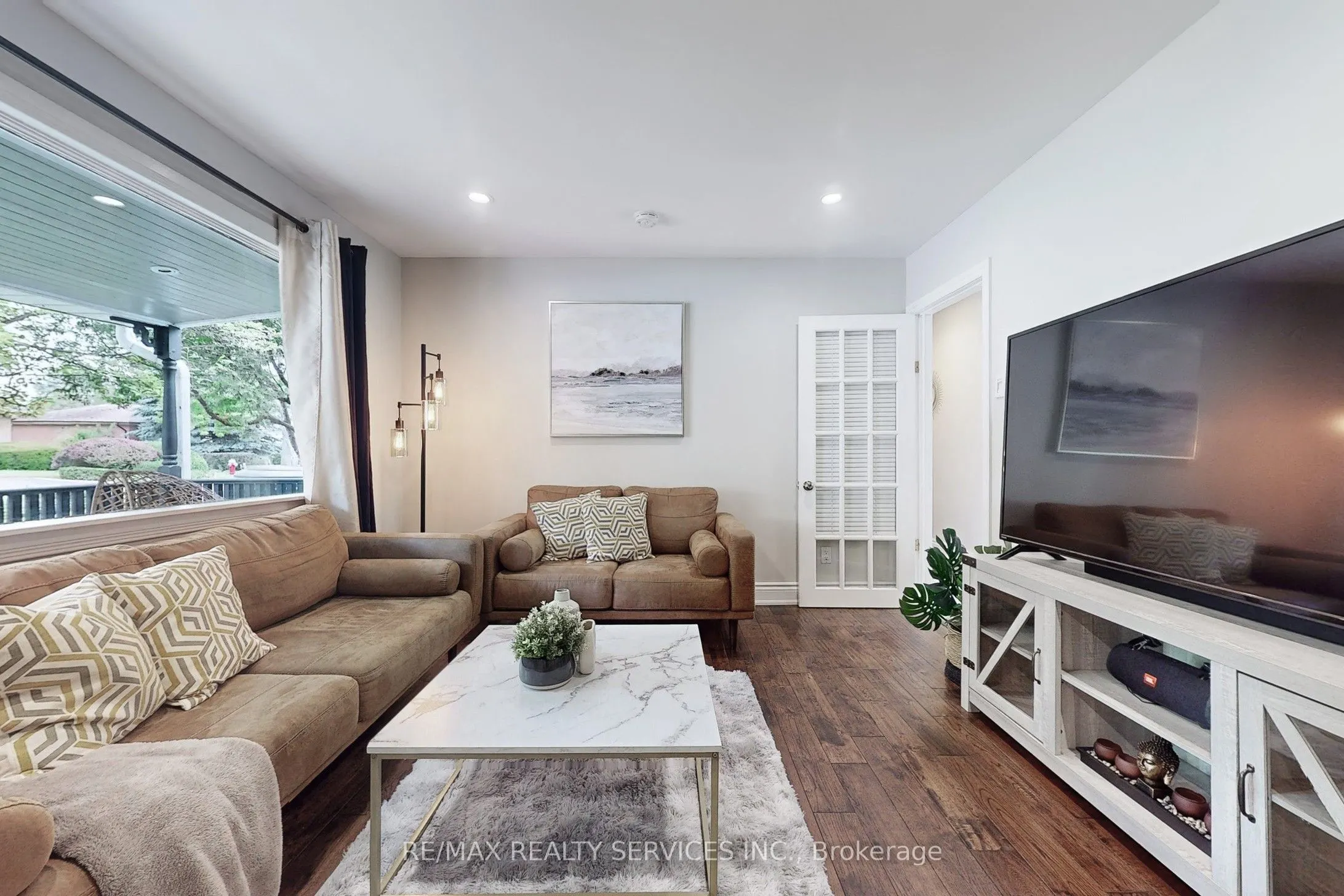 1924 Balsam Avenue