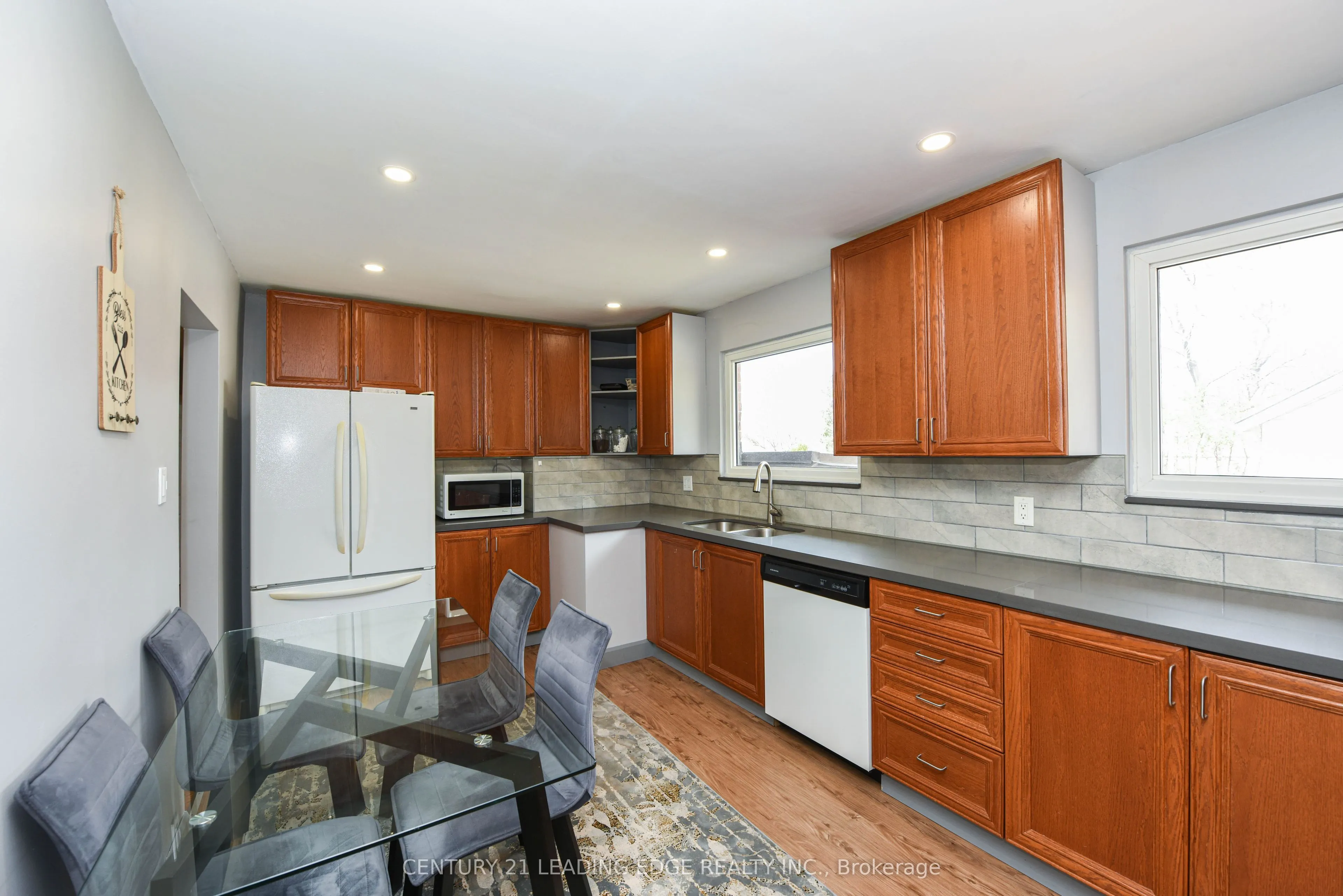 34 Paragon Road