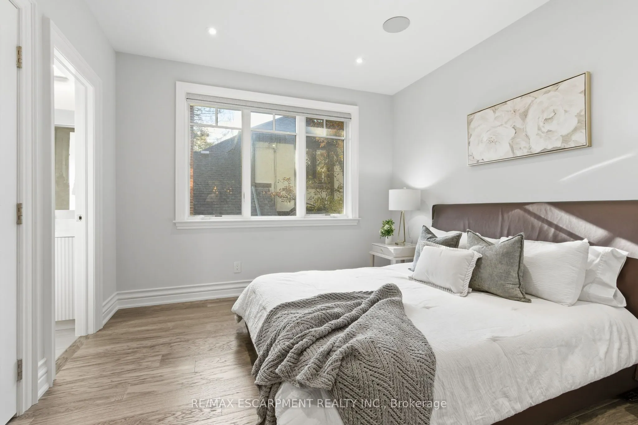 271 Oakhill Road