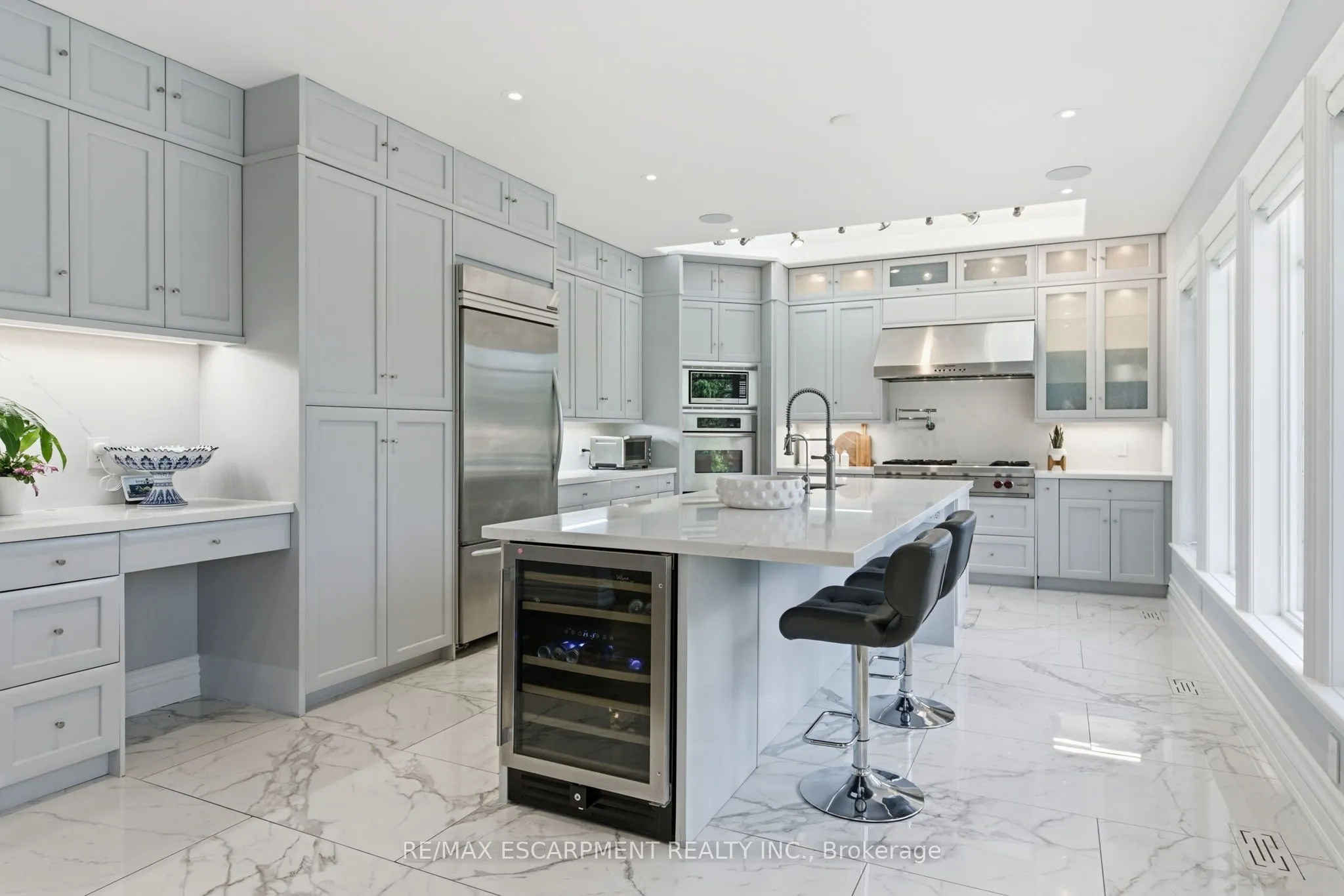 271 Oakhill Road