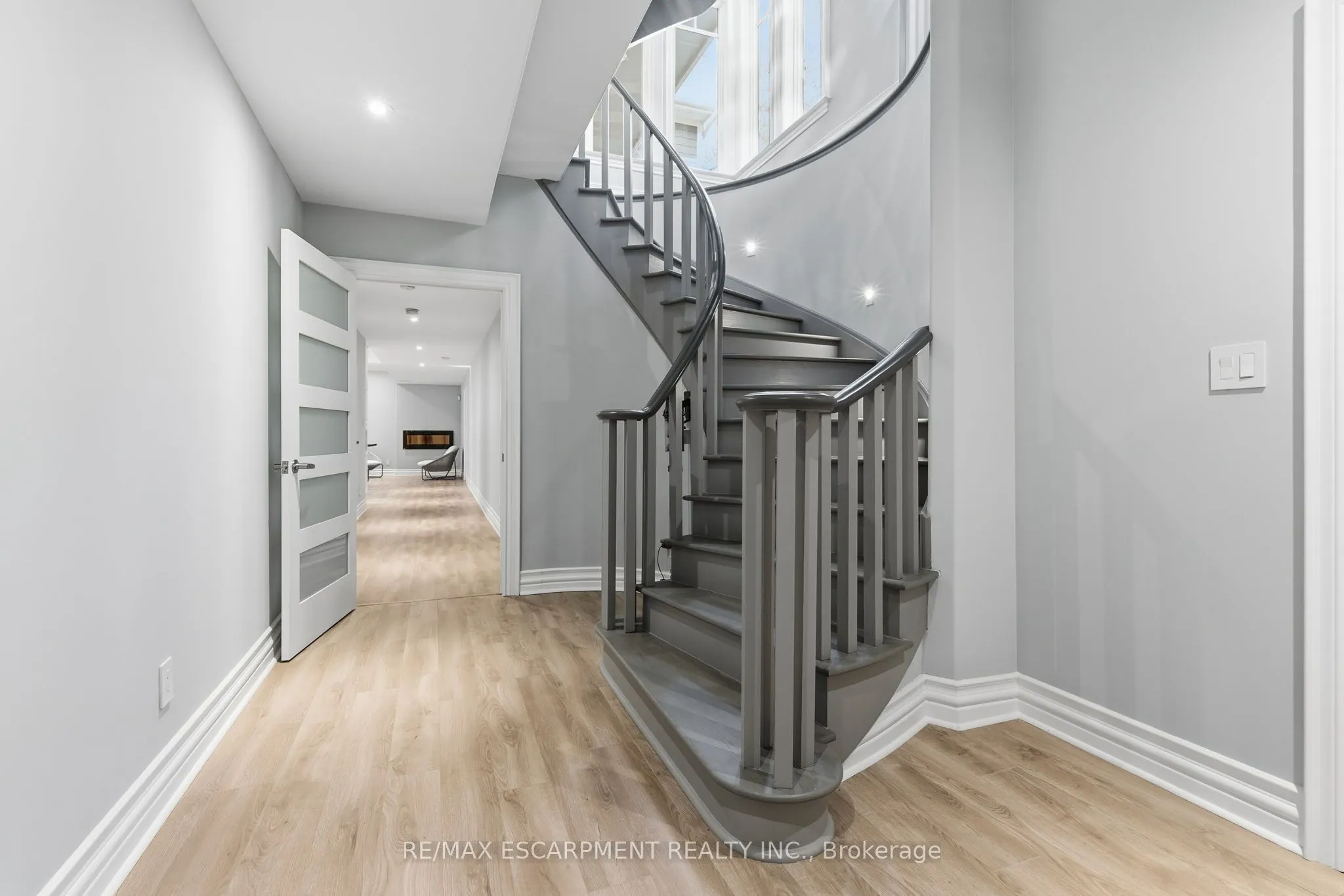 271 Oakhill Road