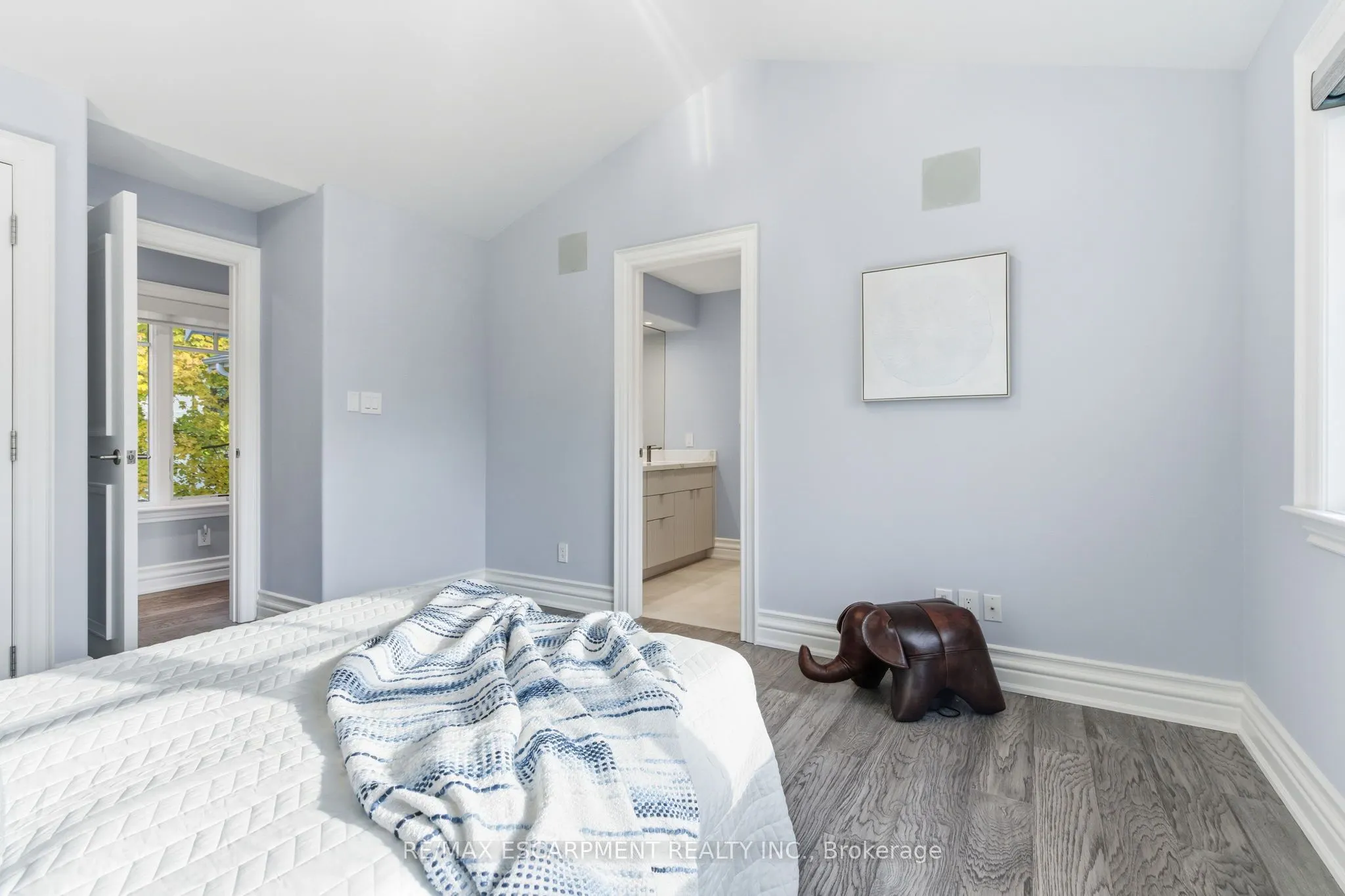 271 Oakhill Road