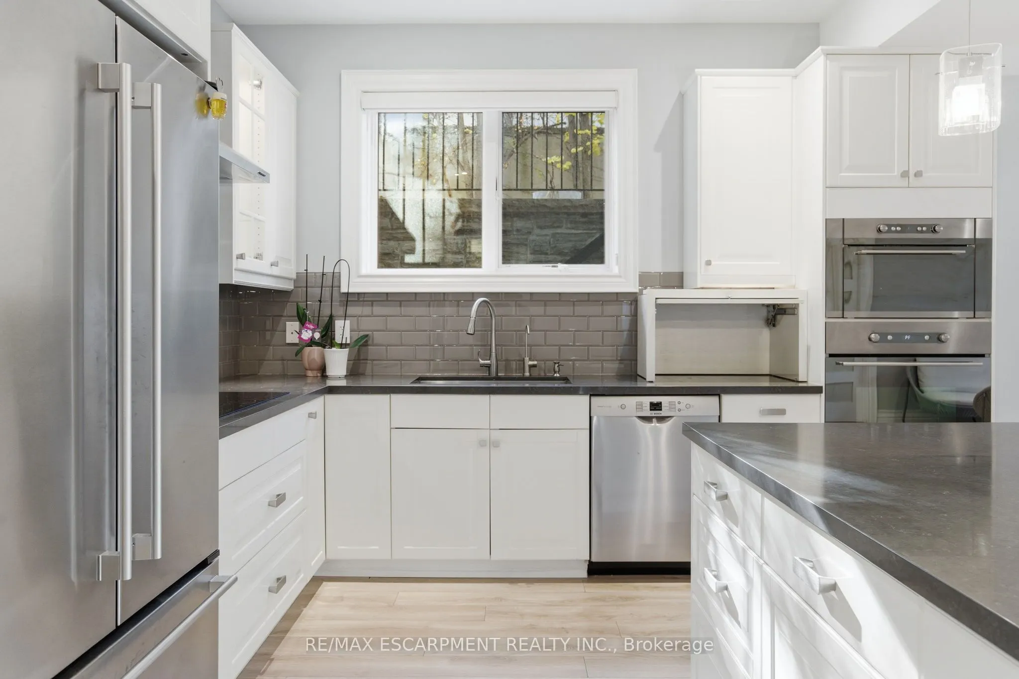 271 Oakhill Road