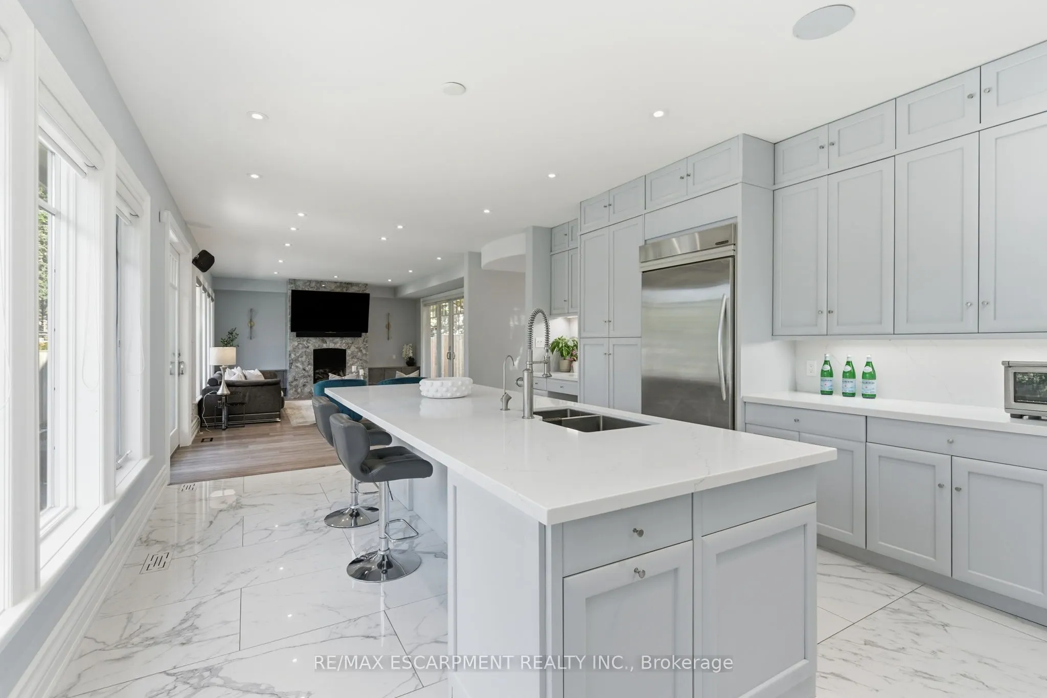 271 Oakhill Road