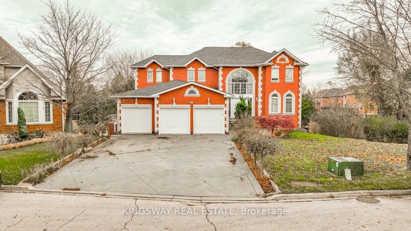 5969 Rayshaw Crescent