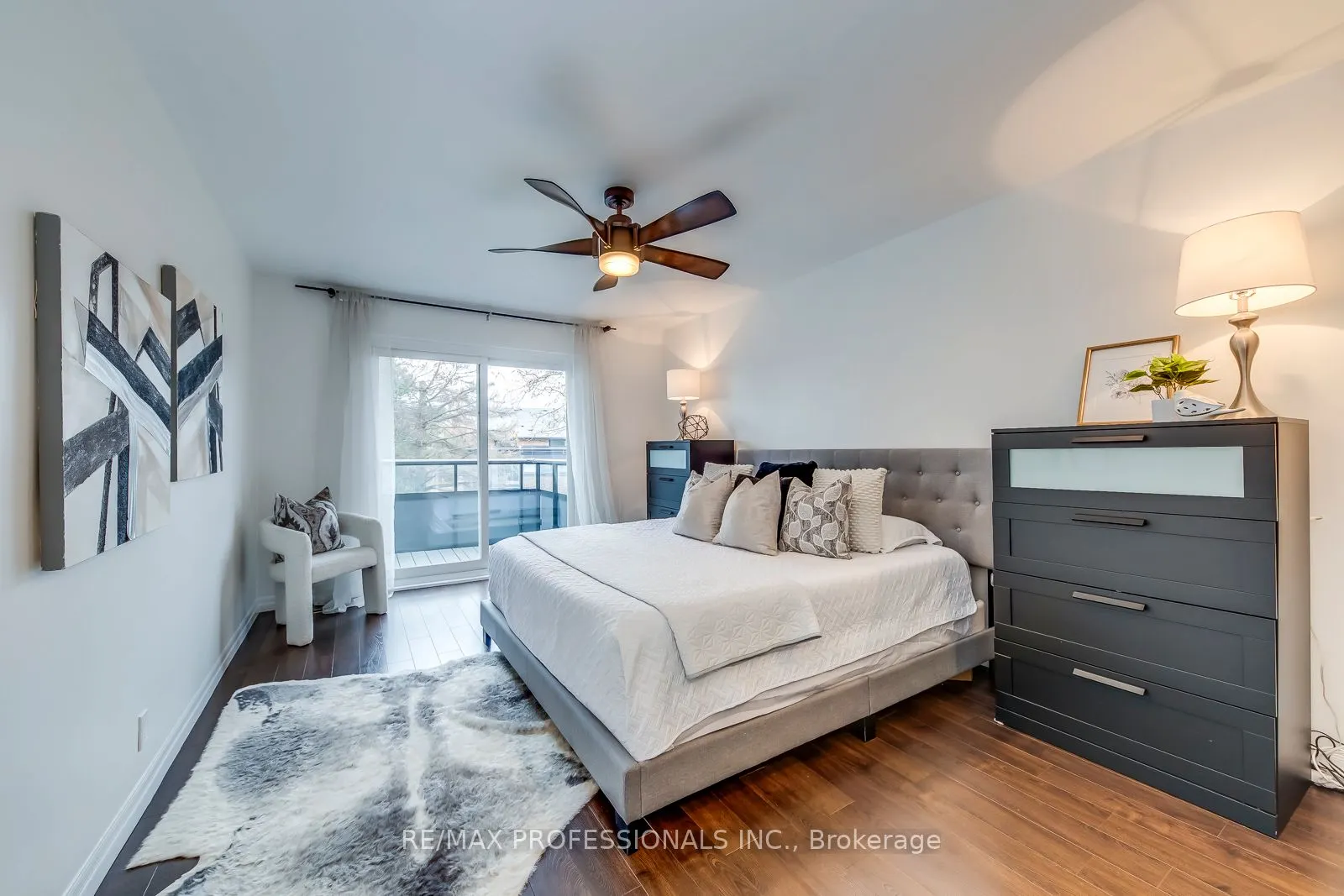 4345 Bloor Street W #51