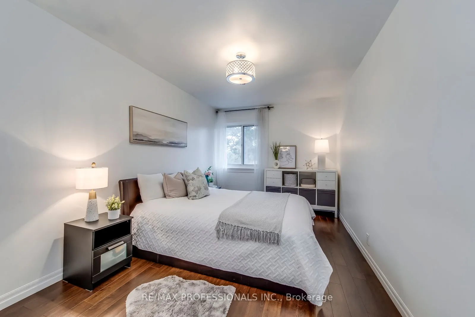 4345 Bloor Street W #51