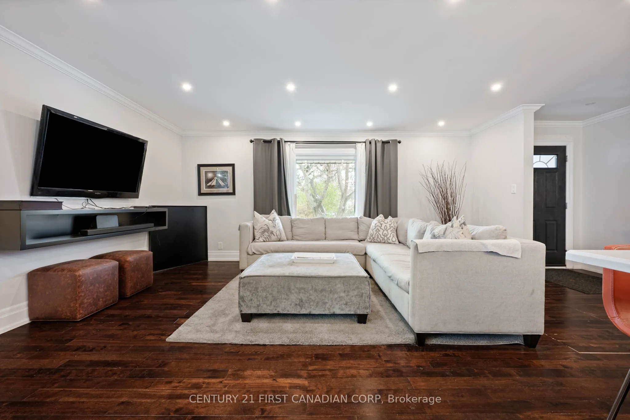 37 Mclaughlin Road N