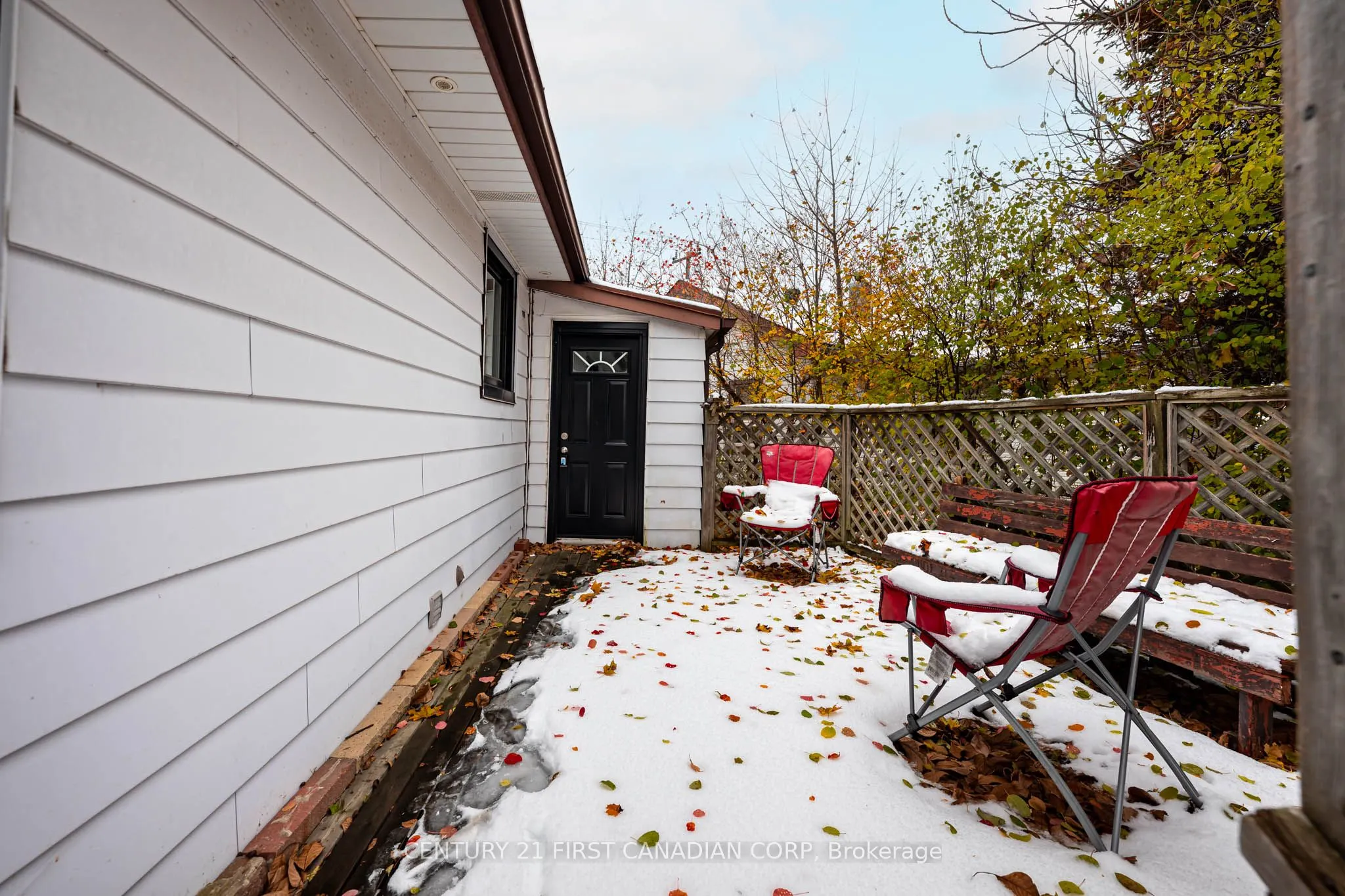 37 Mclaughlin Road N