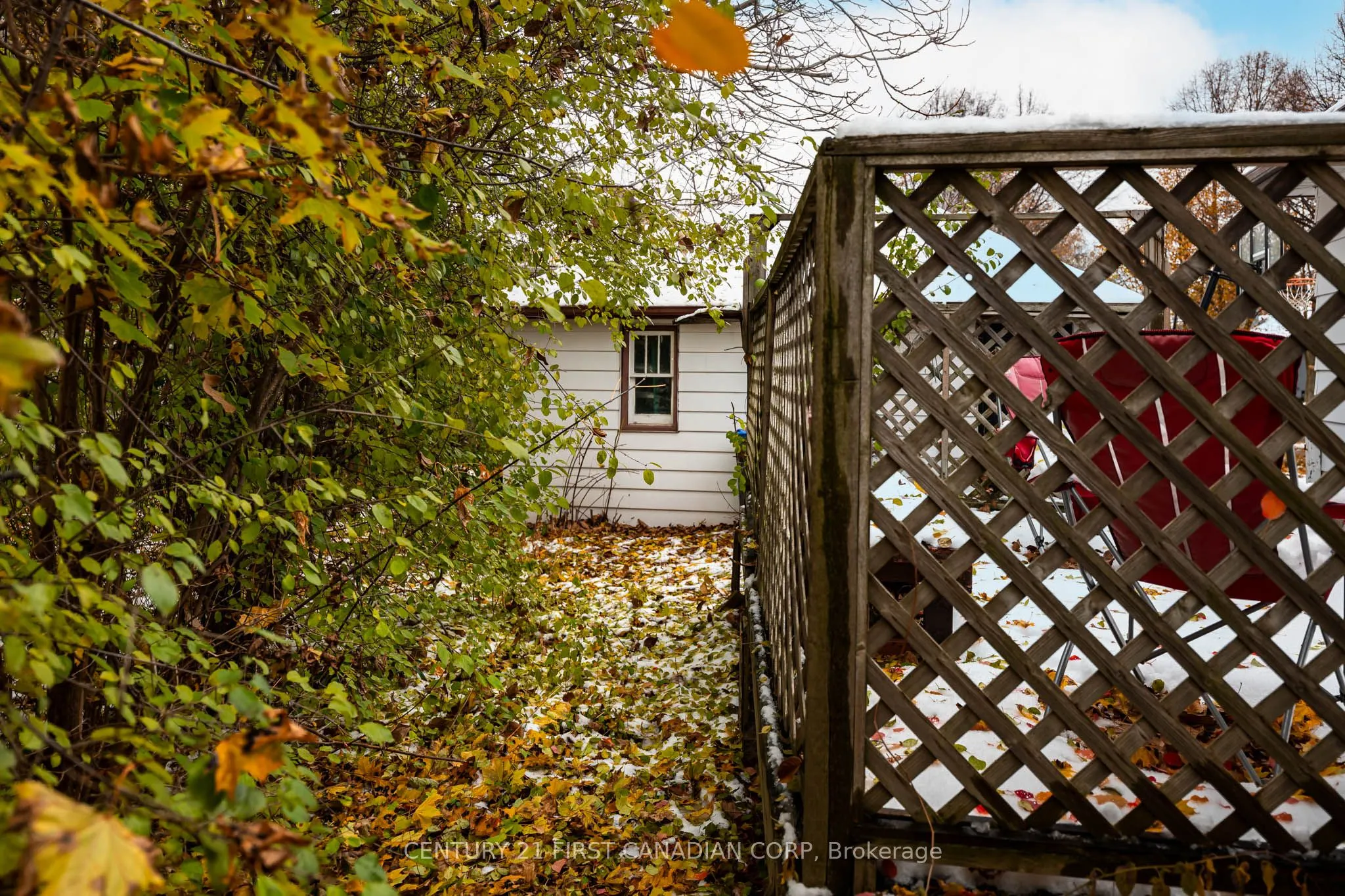 37 Mclaughlin Road N