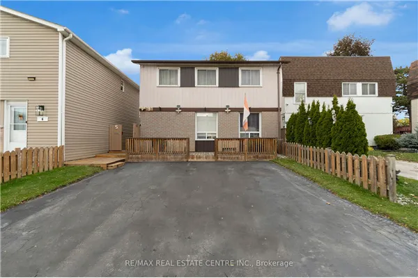 5 Hawkins Court