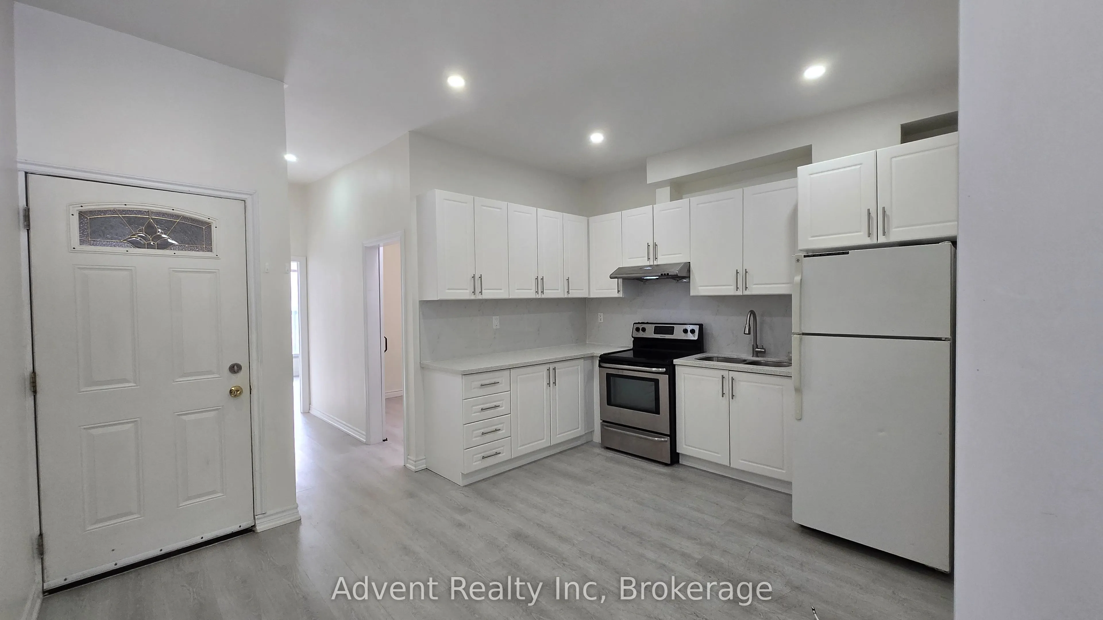 1454 Queen Street W #2nd Floor