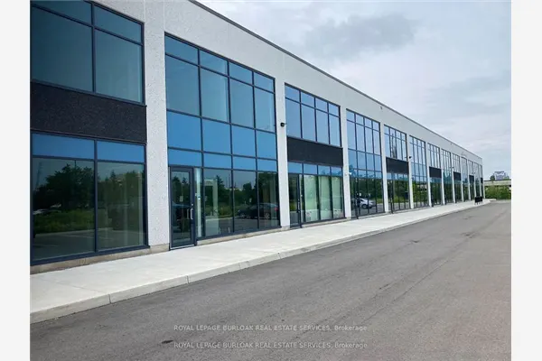 760 Laurentian Drive #26