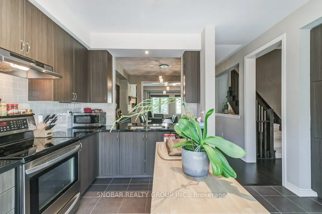3170 Boxford Crescent #5