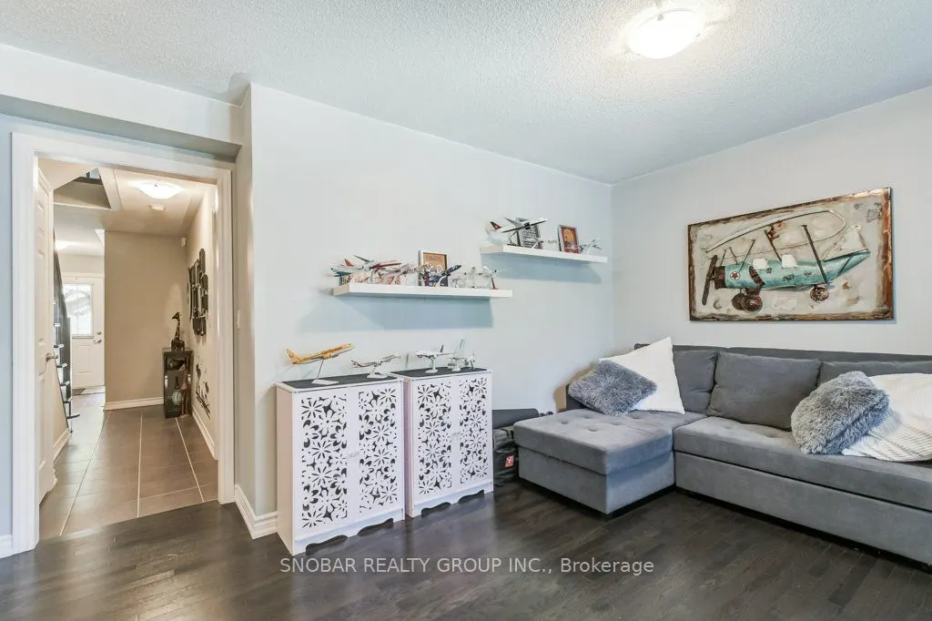 3170 Boxford Crescent #5