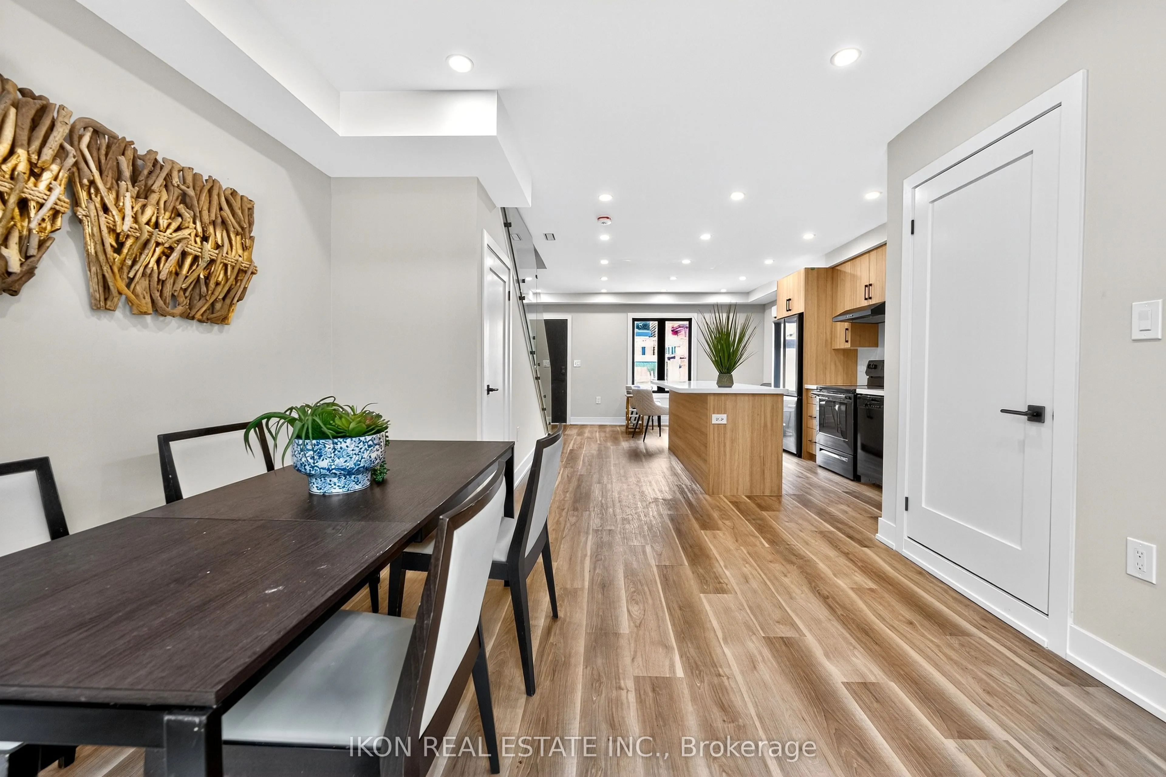 475 Delaware Avenue
