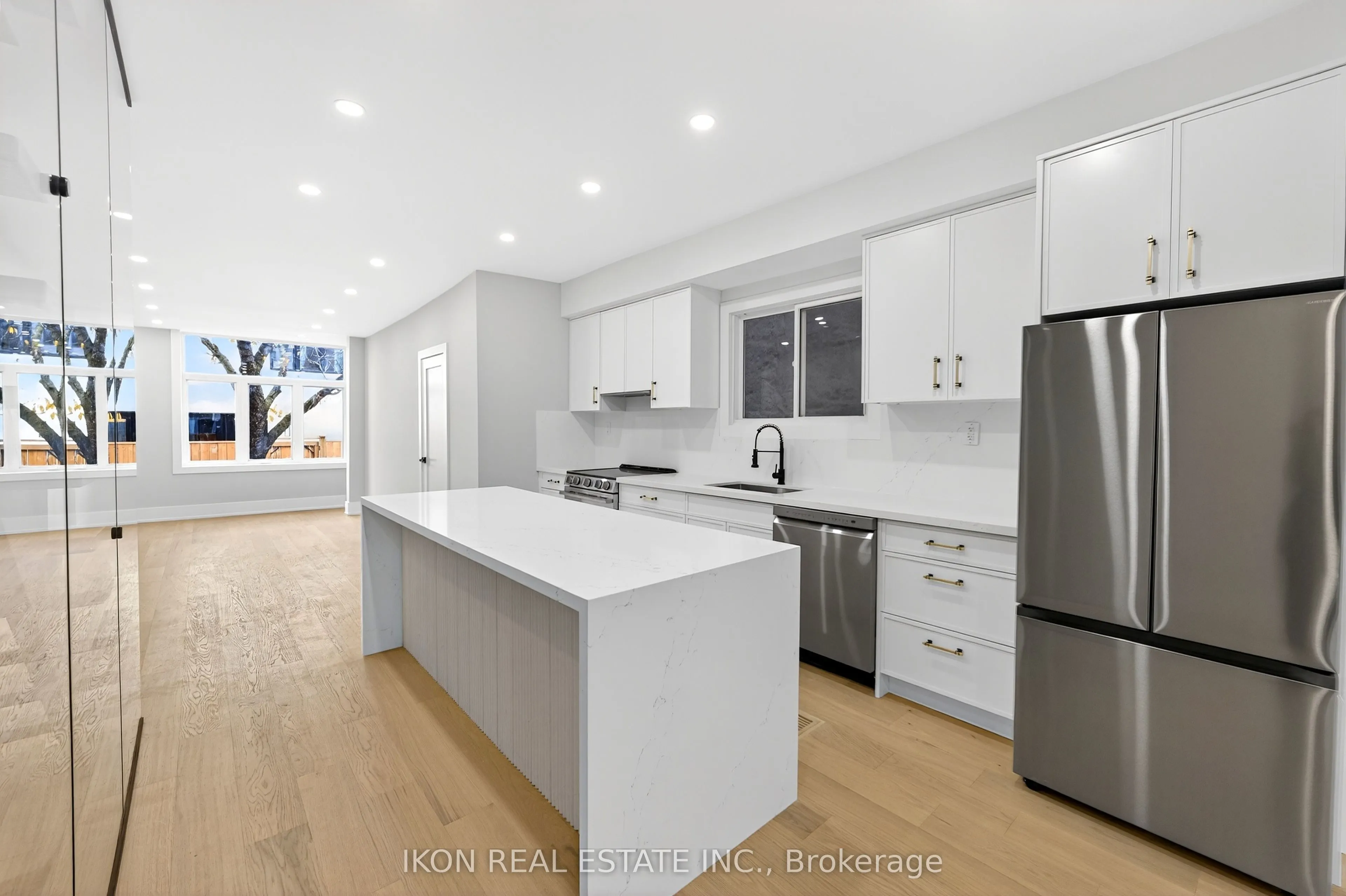 475 Delaware Avenue