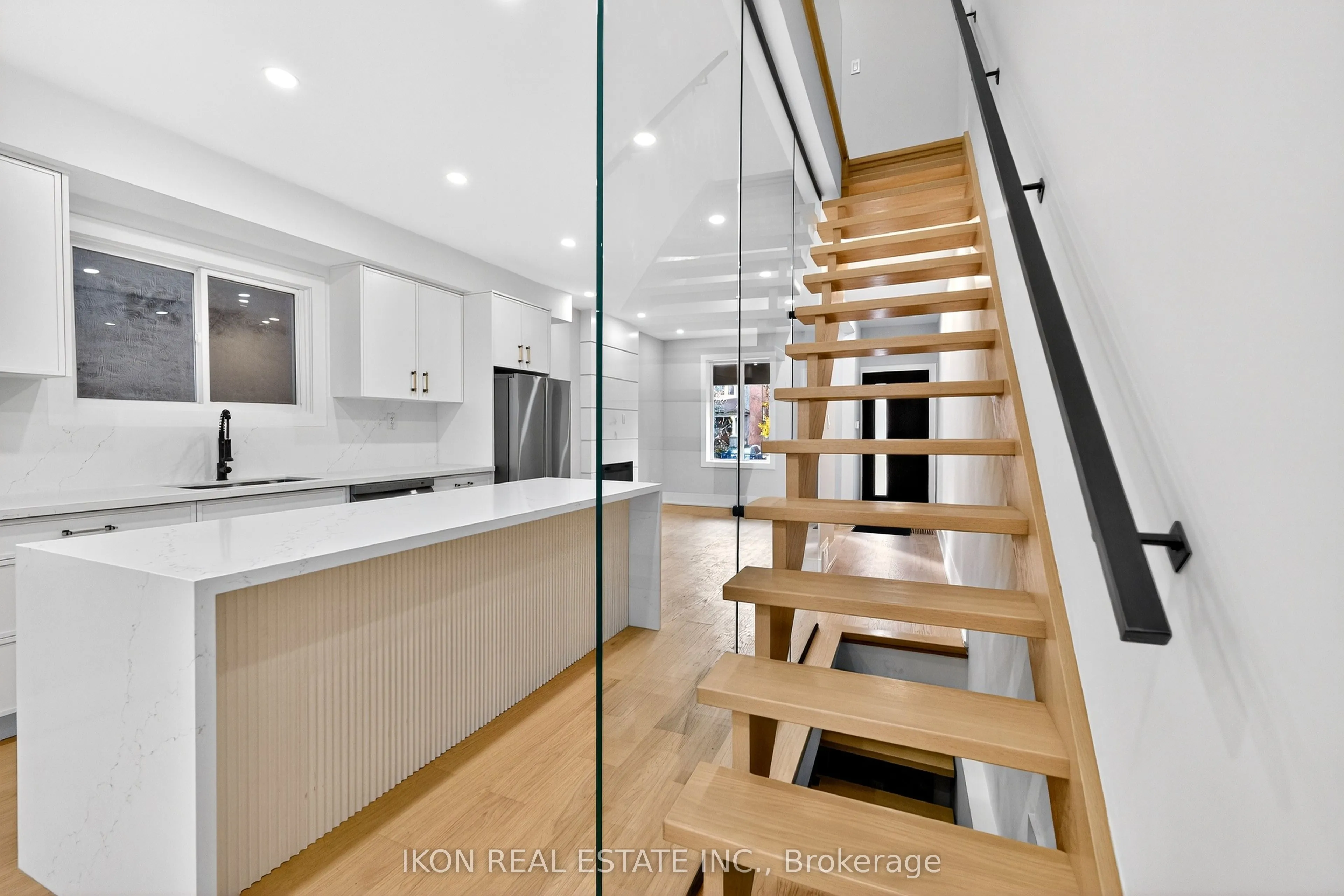 475 Delaware Avenue