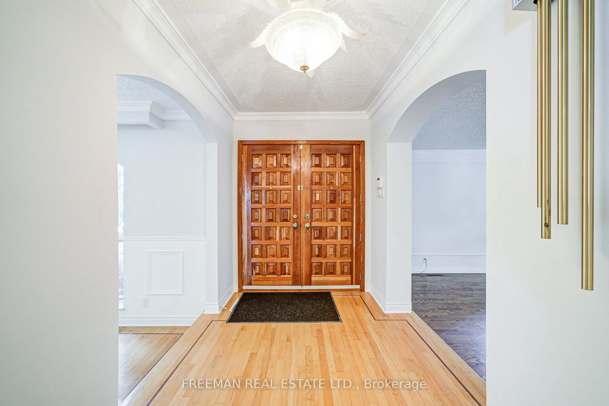 1528 Knareswood Drive