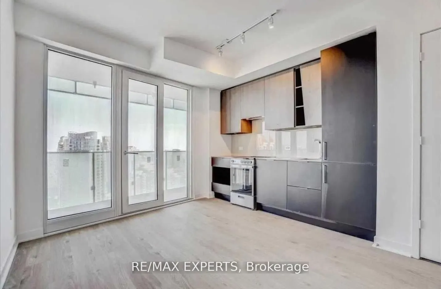 3900 Confederation Parkway #2710