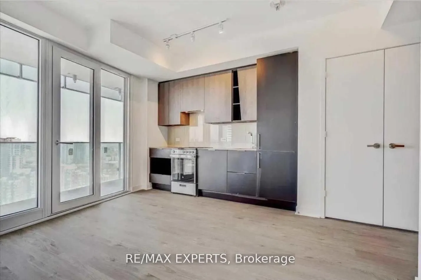 3900 Confederation Parkway #2710