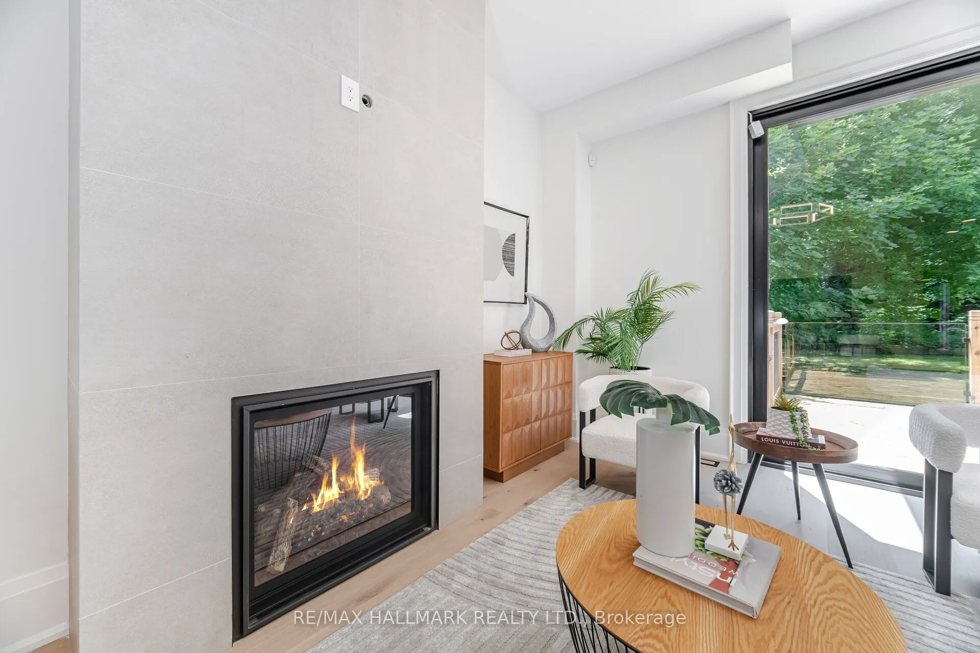 78 South Kingsway