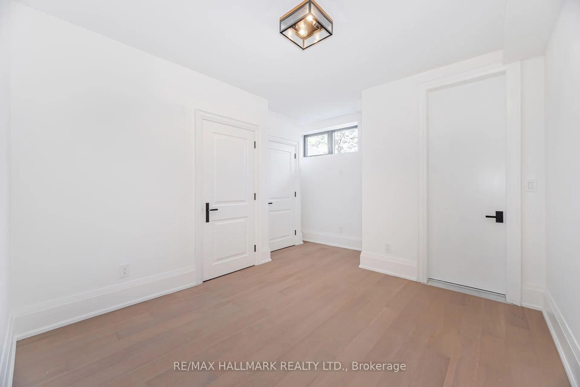78 South Kingsway