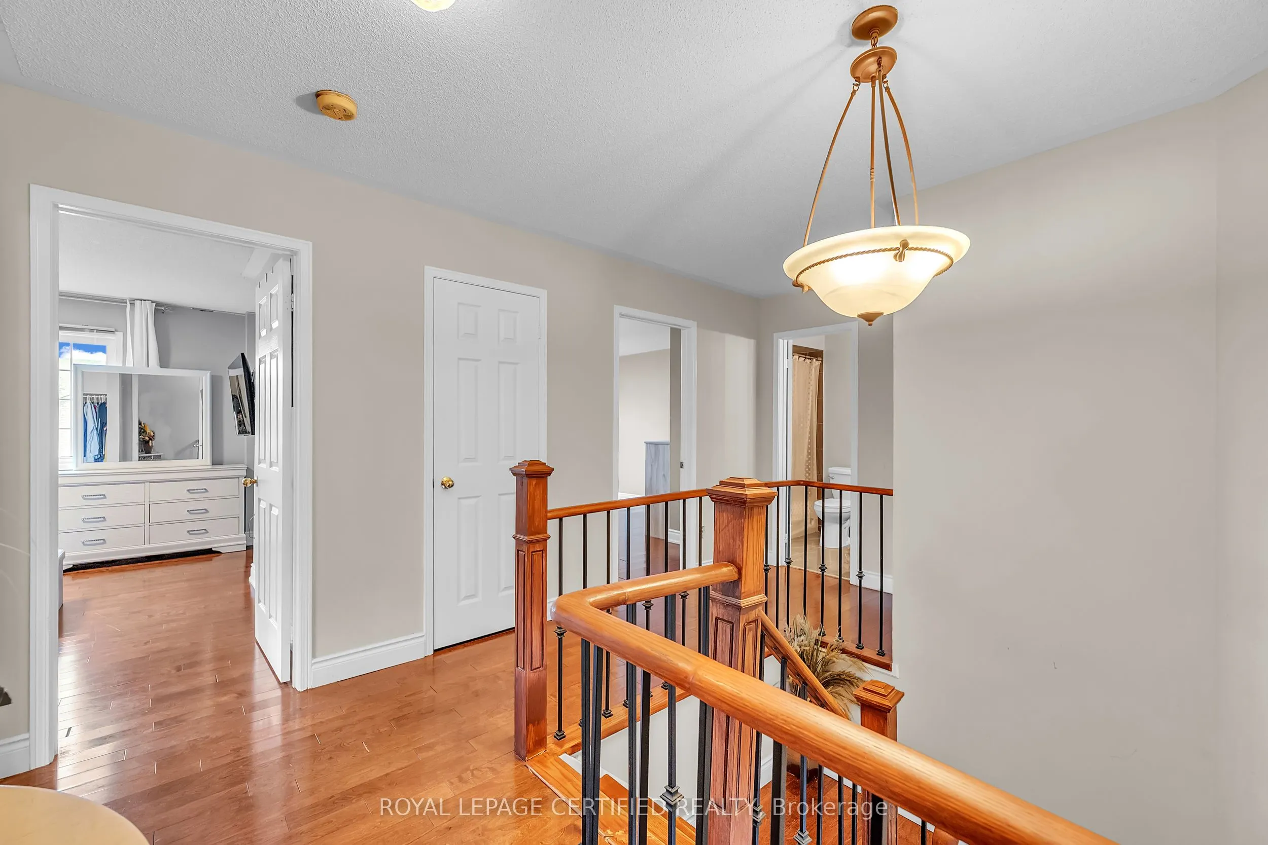 17 Chestermere Crescent