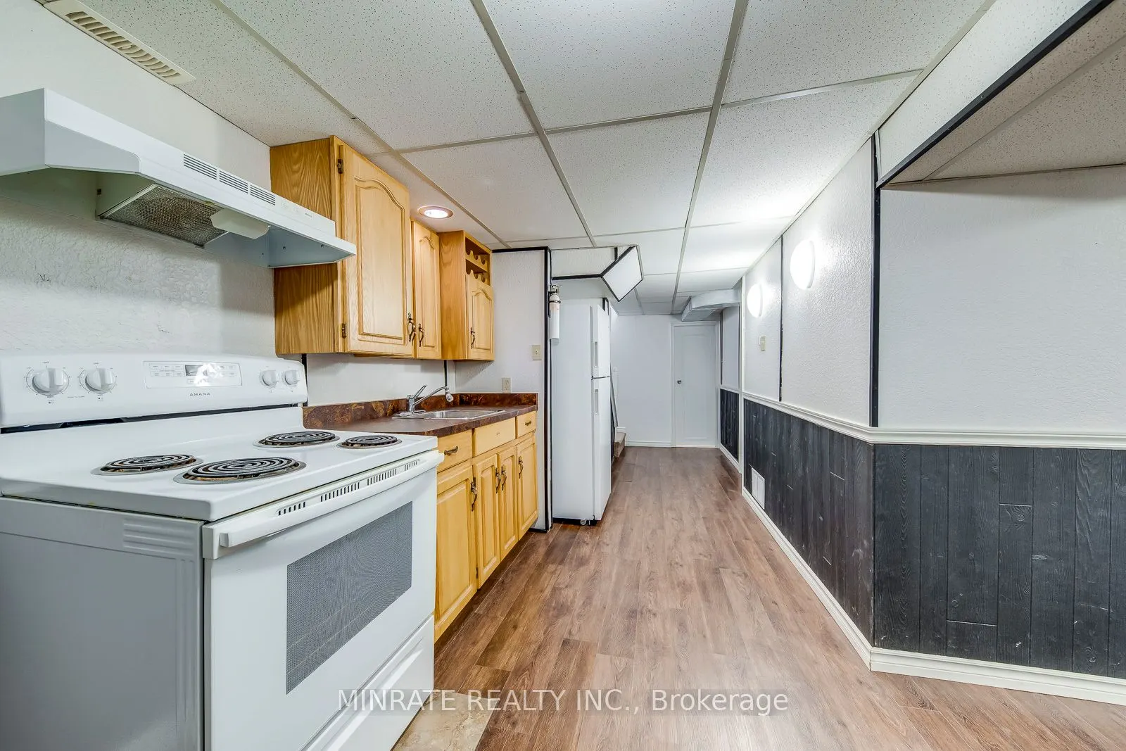 1548 Newlands Crescent #14