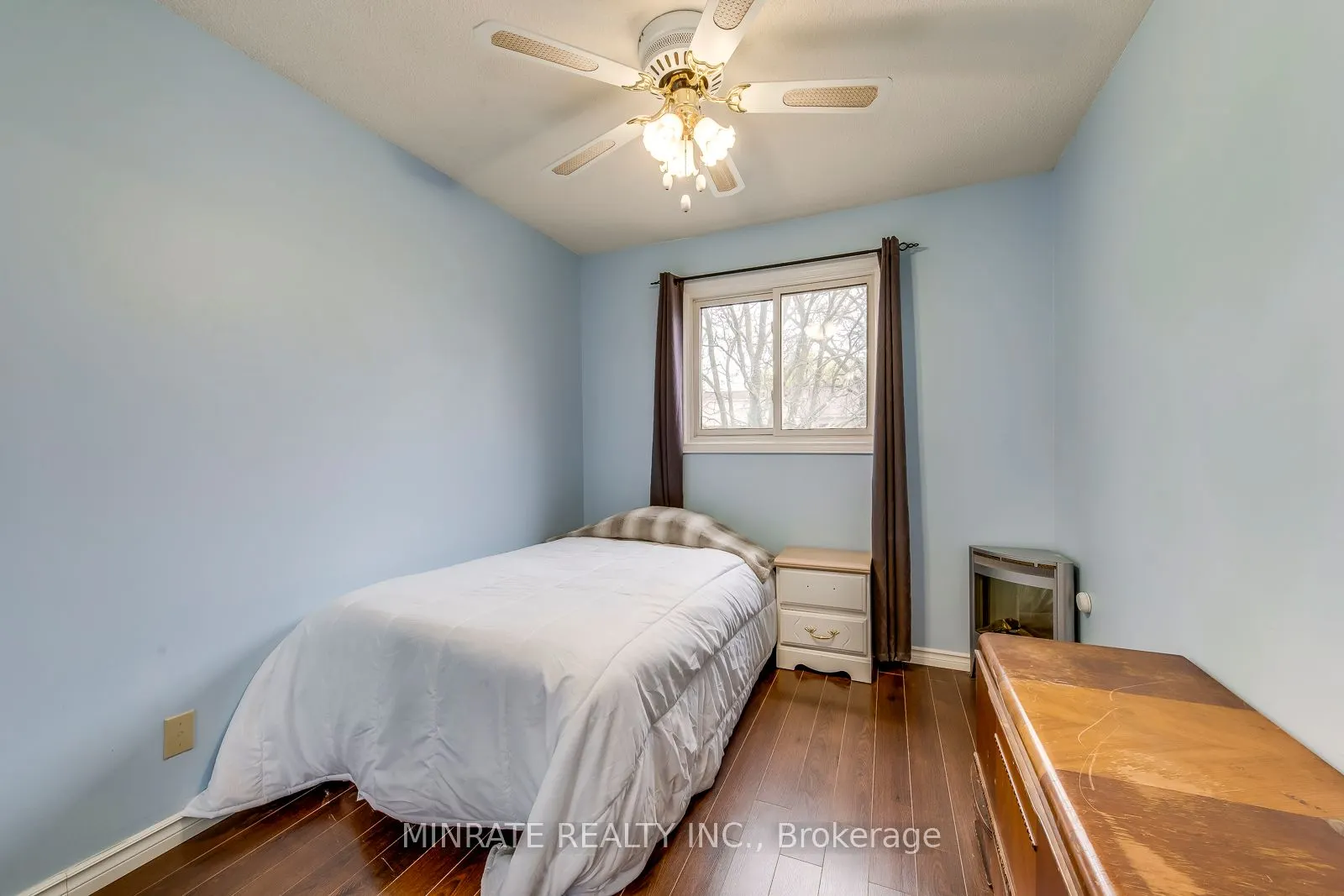 1548 Newlands Crescent #14