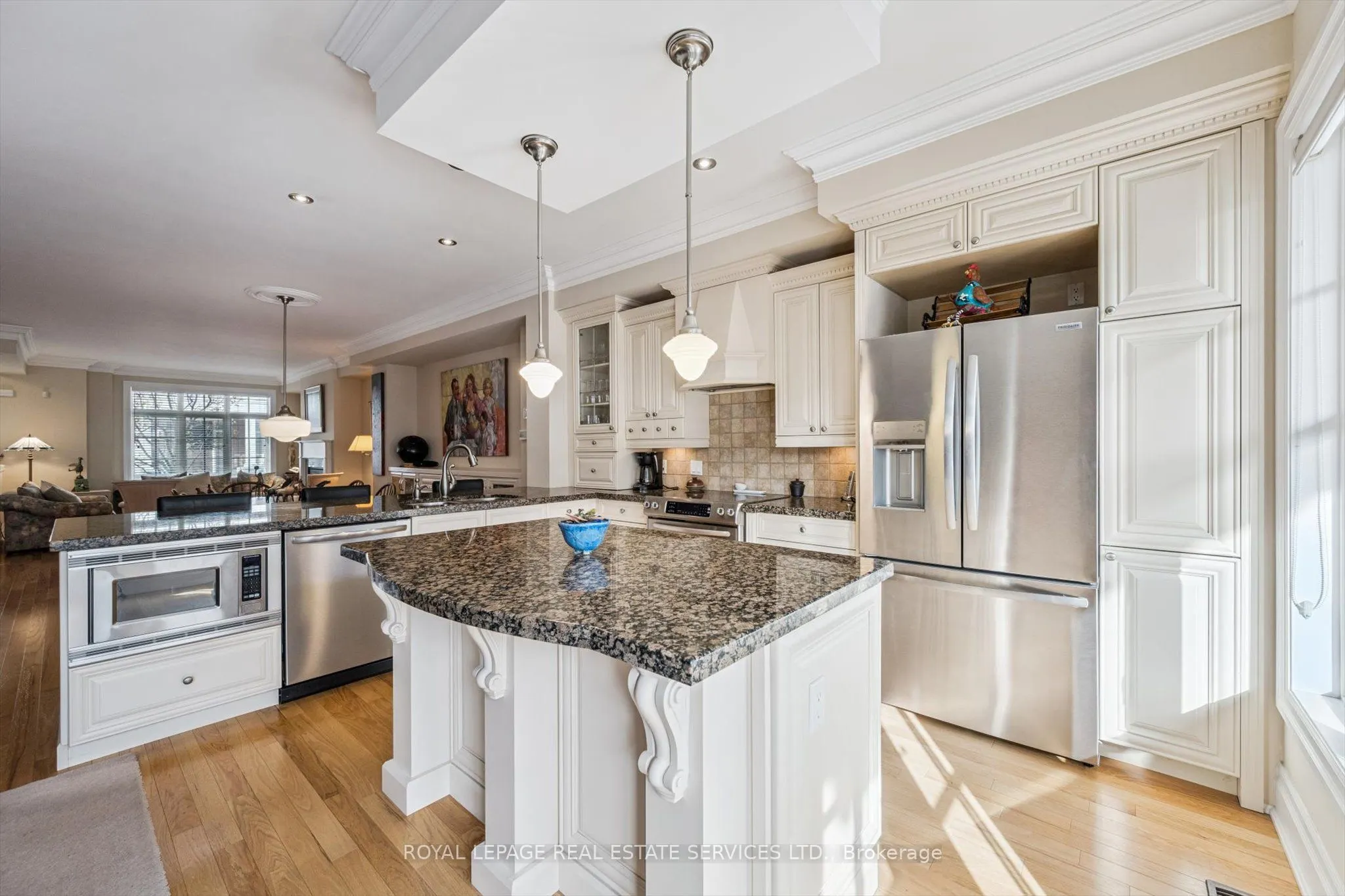 2369 Ontario Street #26