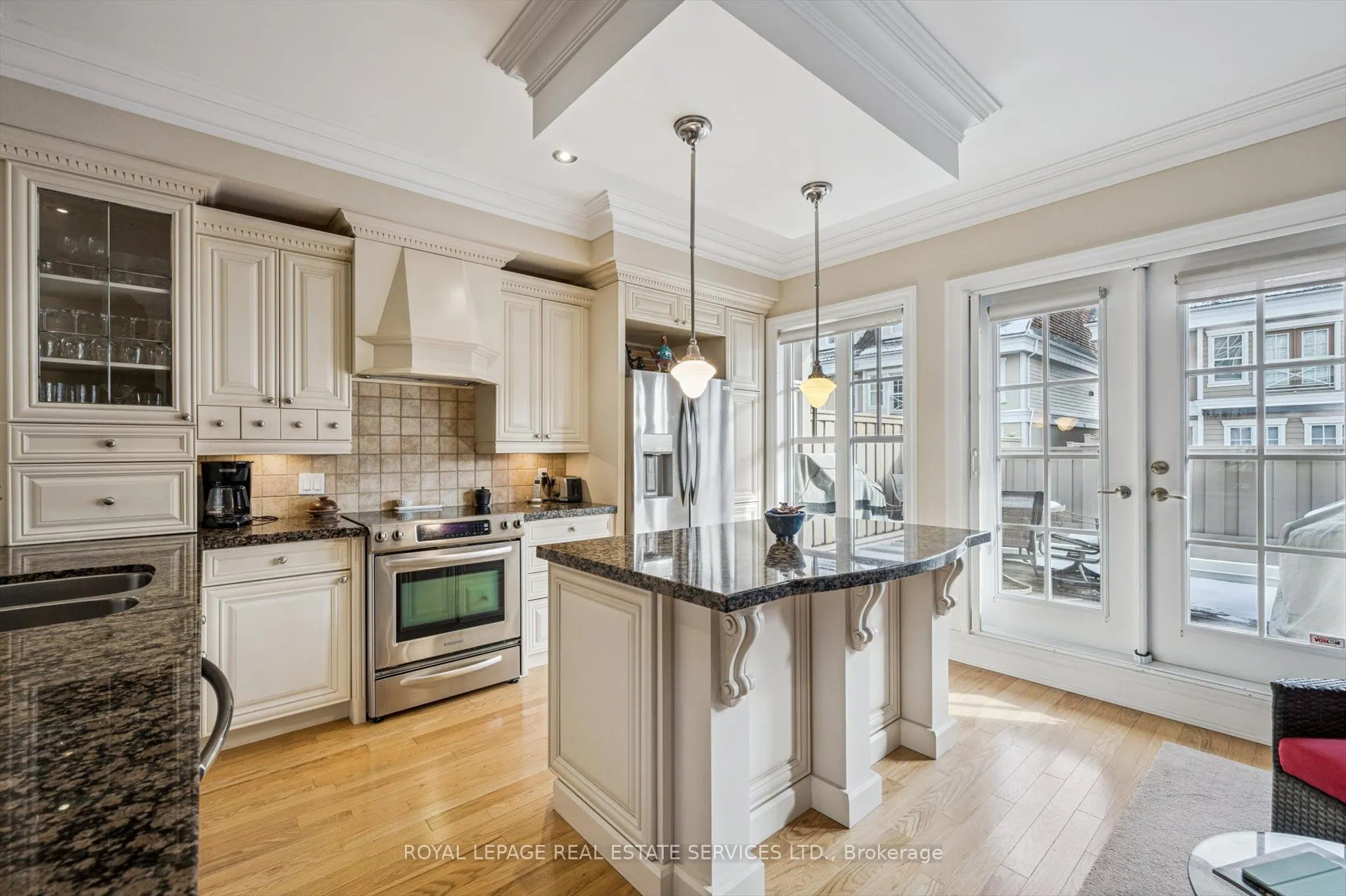 2369 Ontario Street #26
