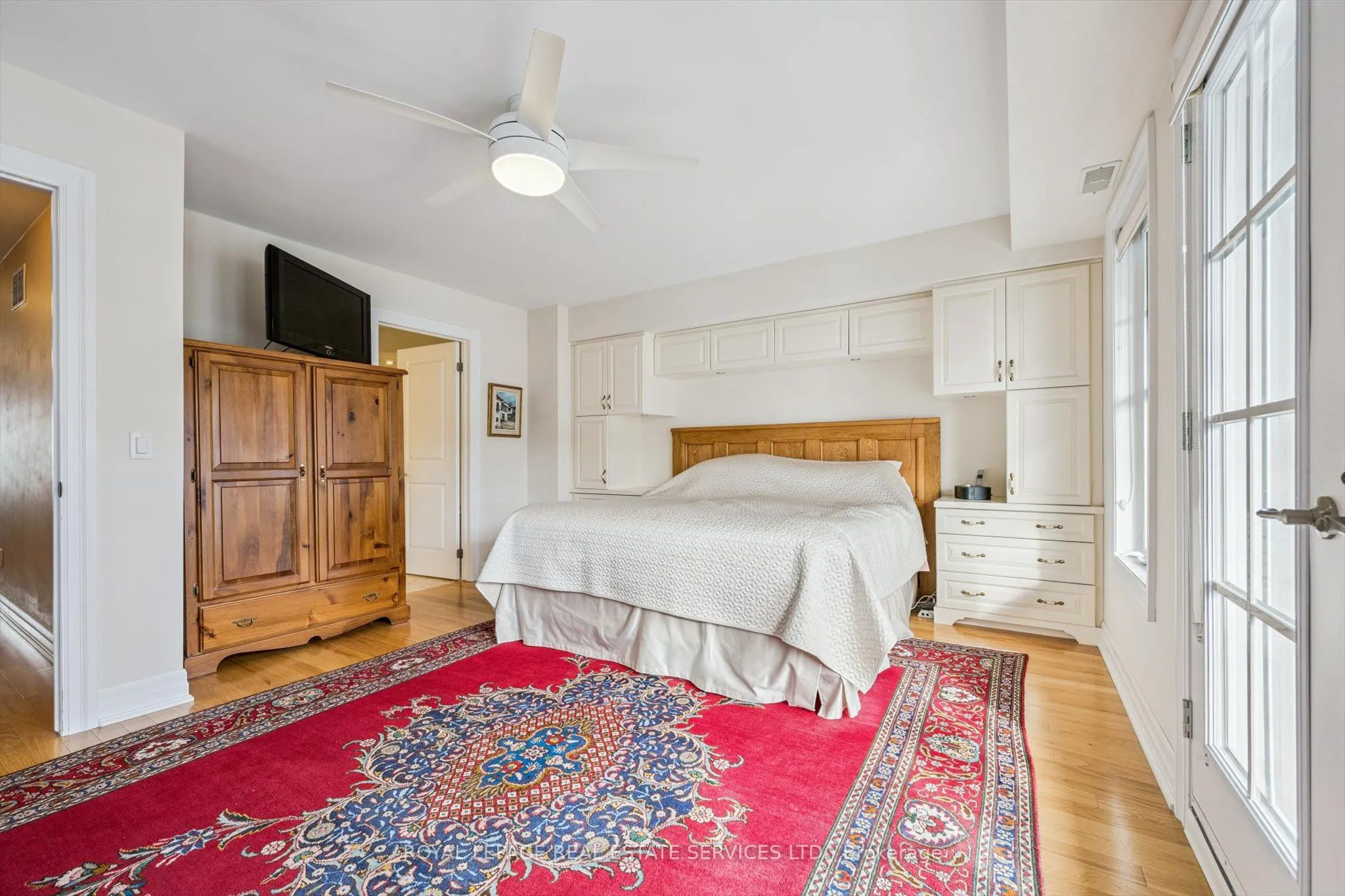 2369 Ontario Street #26
