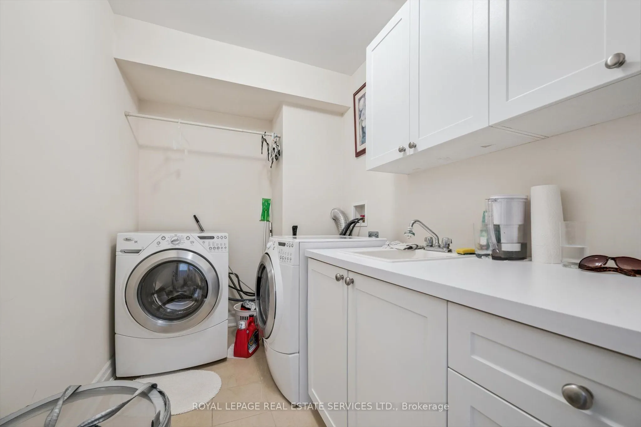 2369 Ontario Street #26