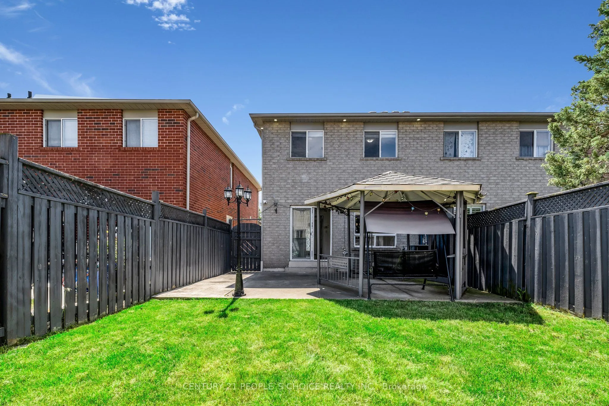46 Studebaker Trail