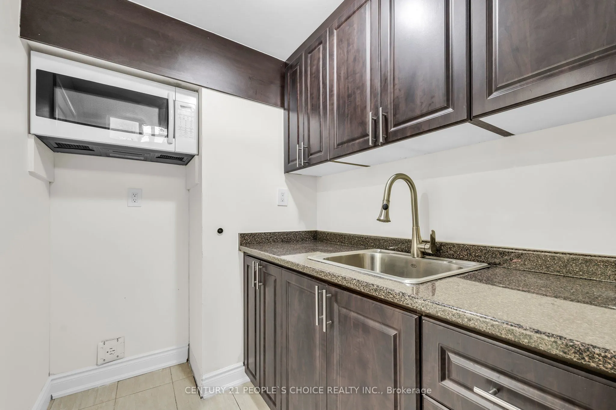 46 Studebaker Trail