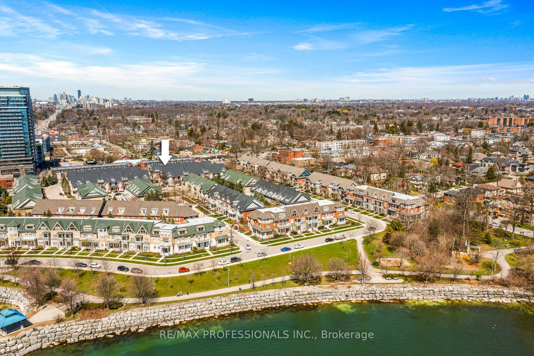 13 Compass Way #13