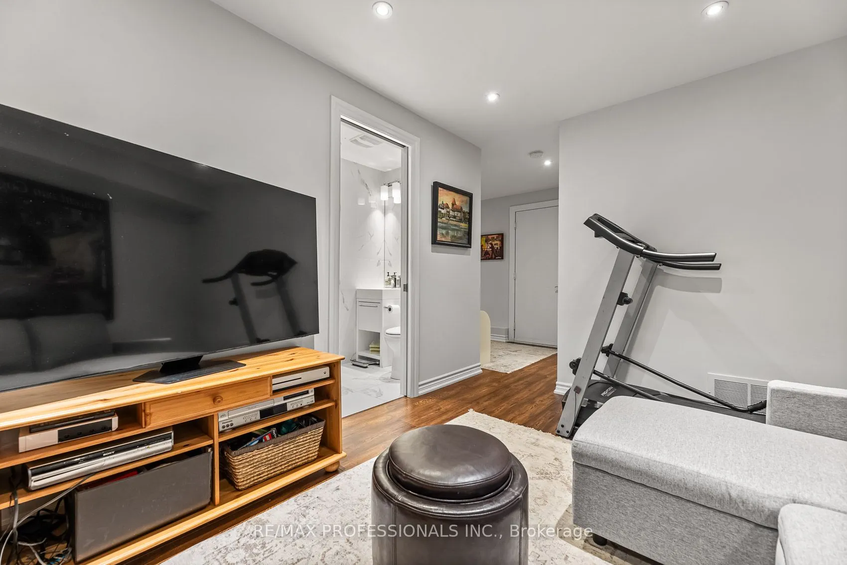 13 Compass Way #13