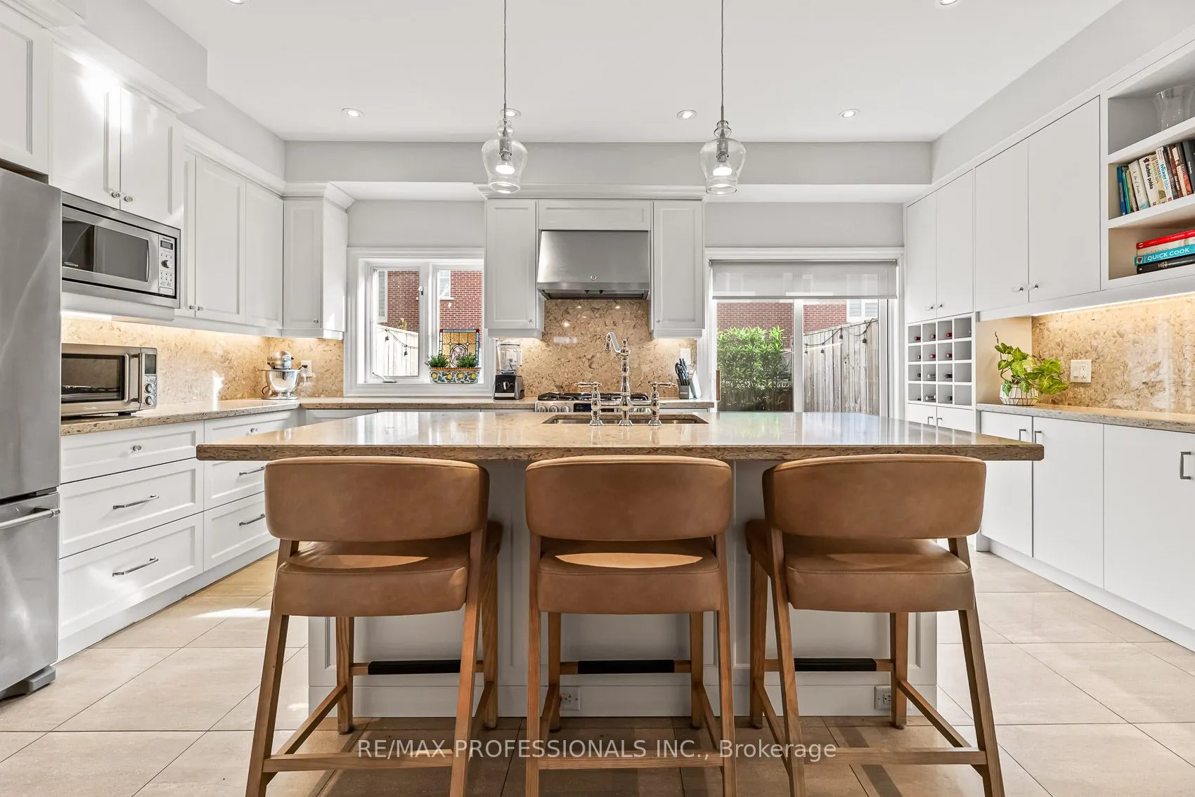 13 Compass Way #13