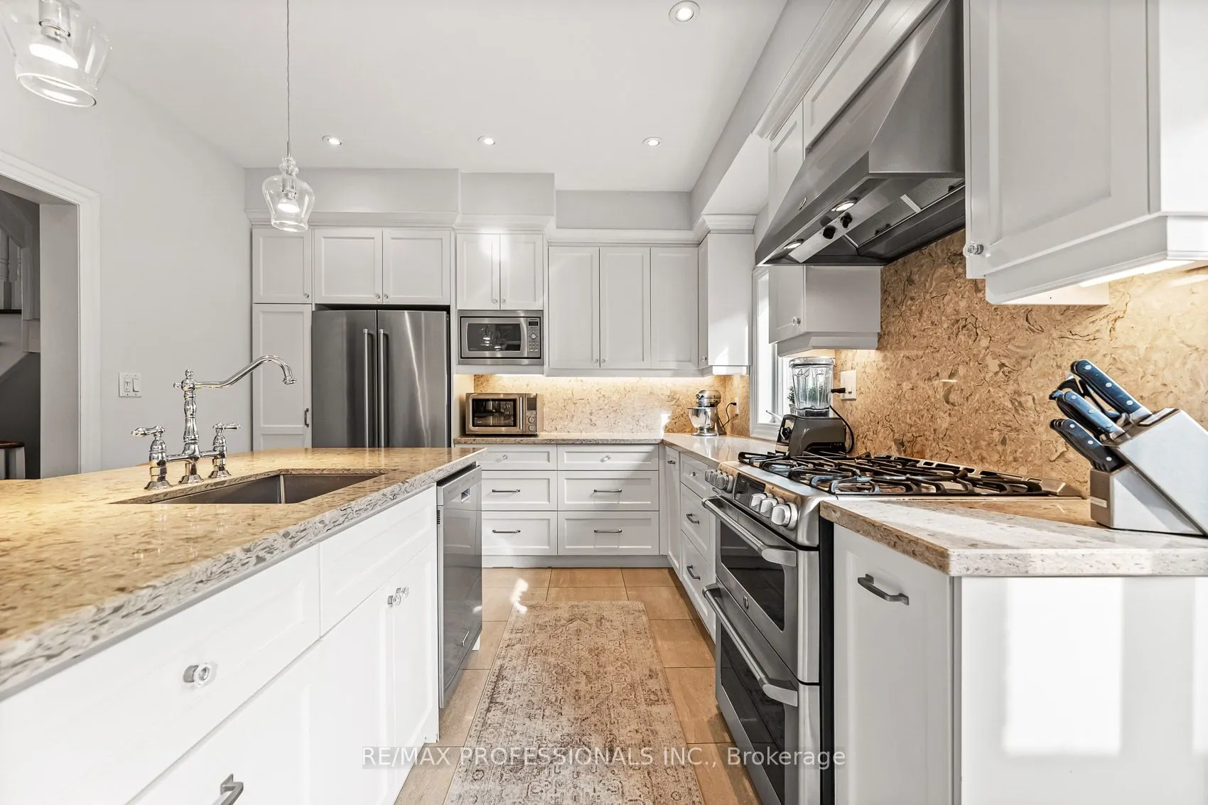13 Compass Way #13