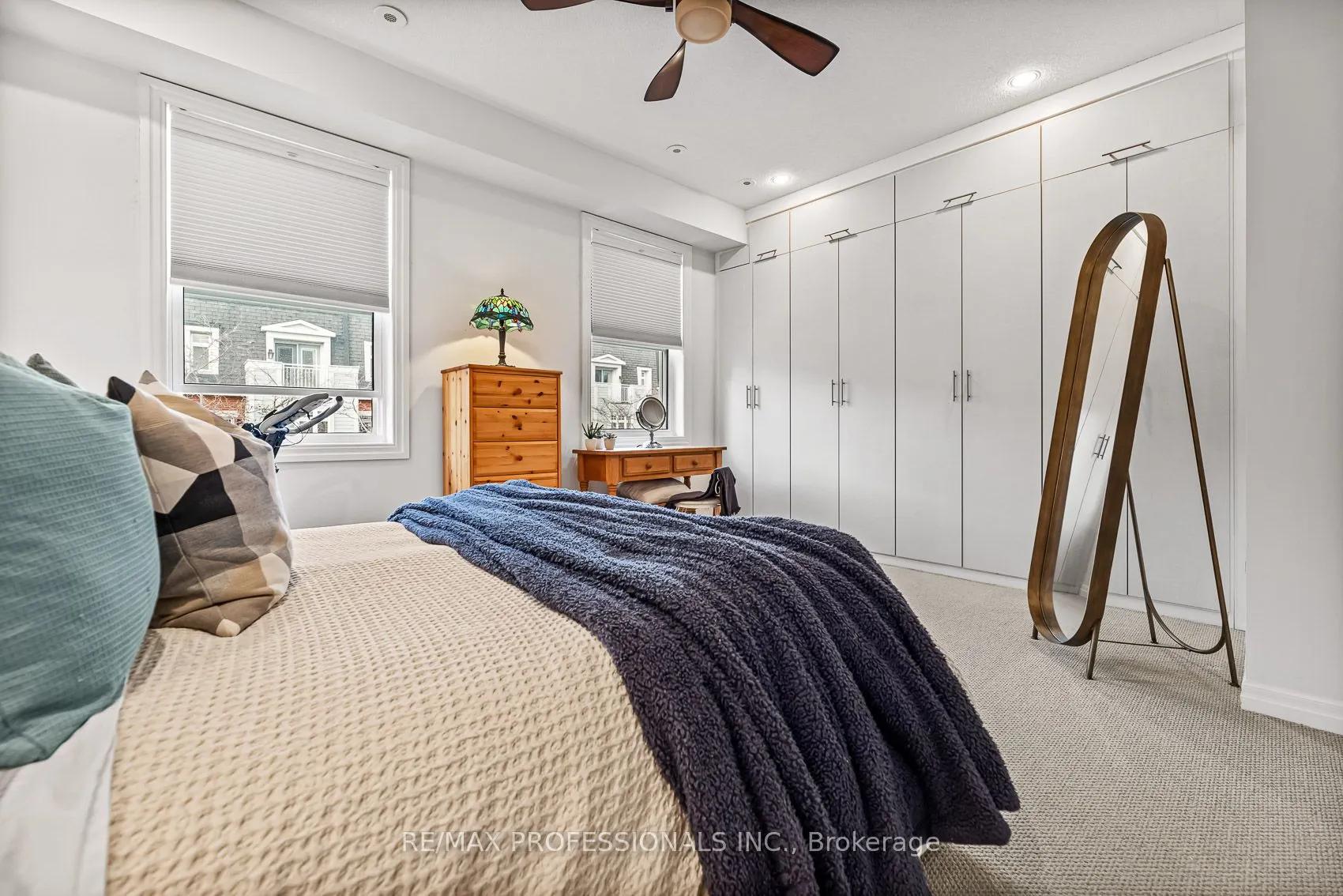 13 Compass Way #13