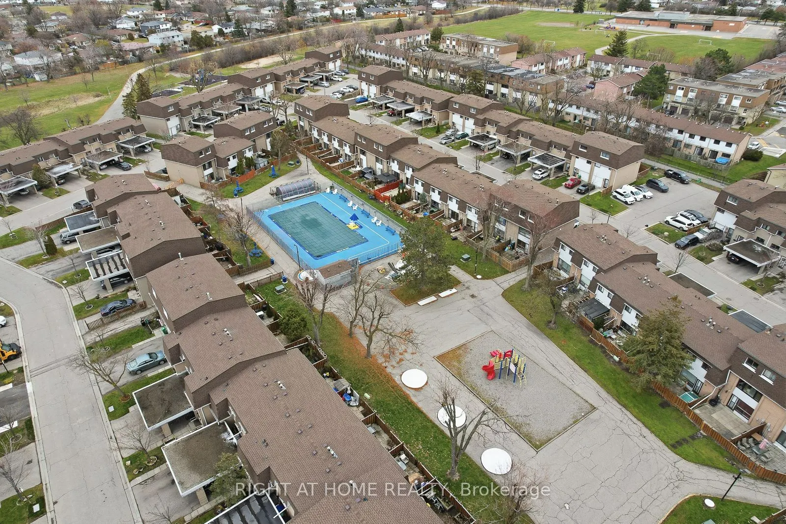 216 Fleetwood Crescent #177