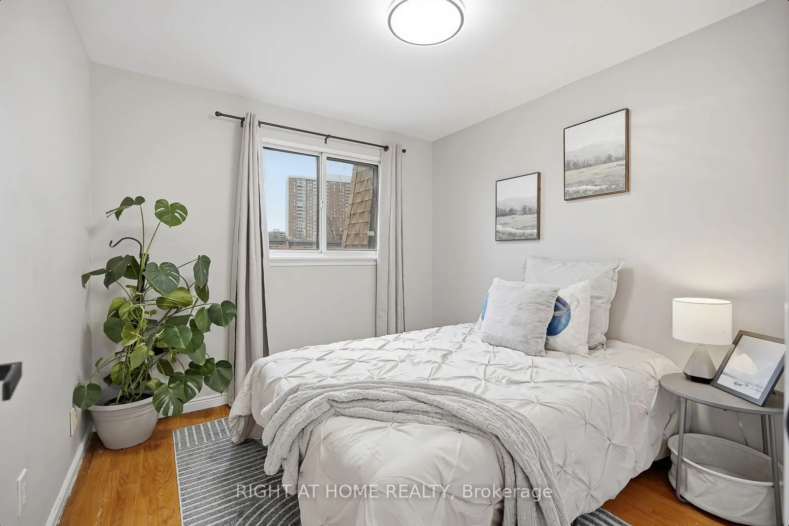 216 Fleetwood Crescent #177