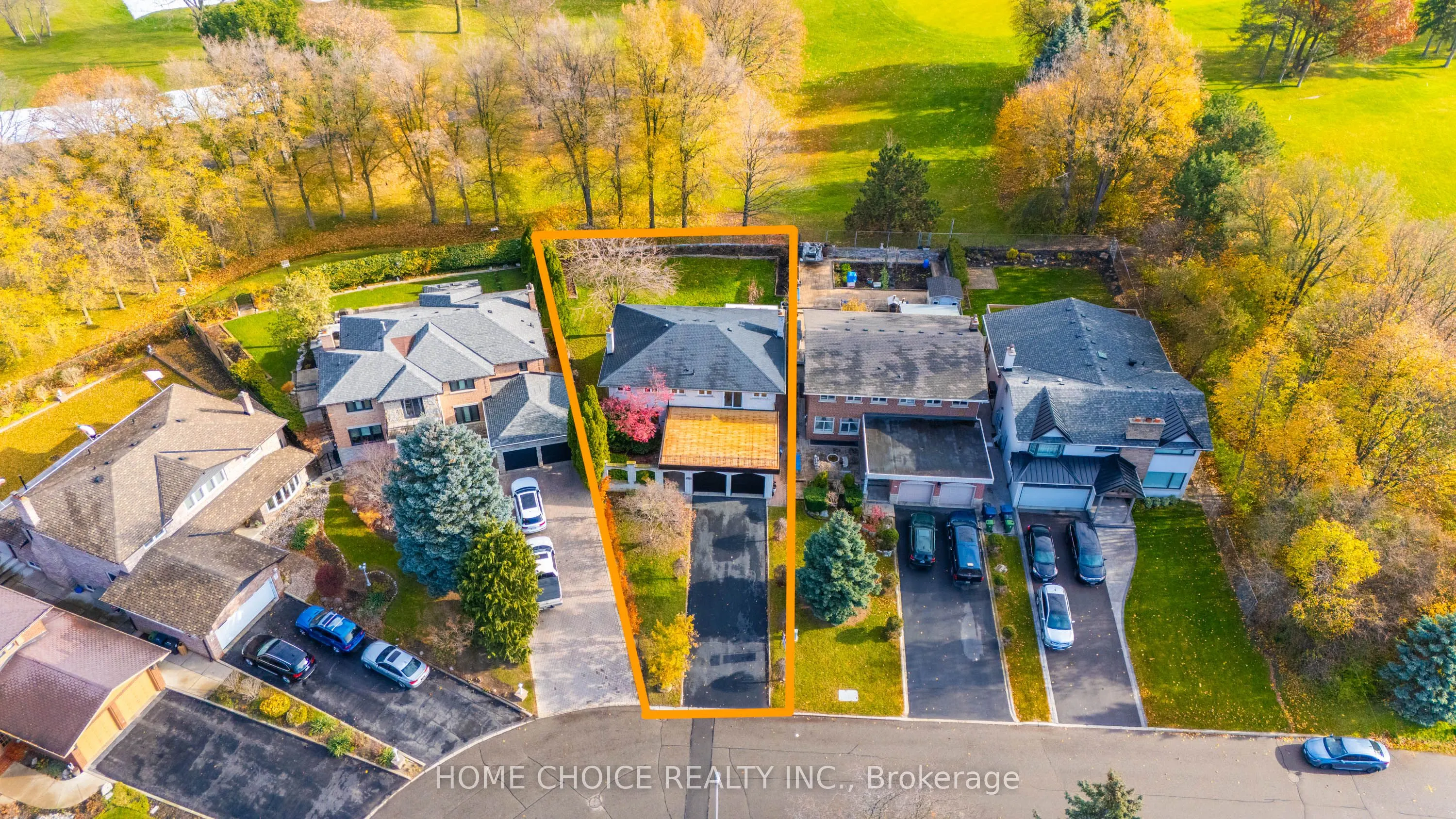 43 Golfwood Heights E