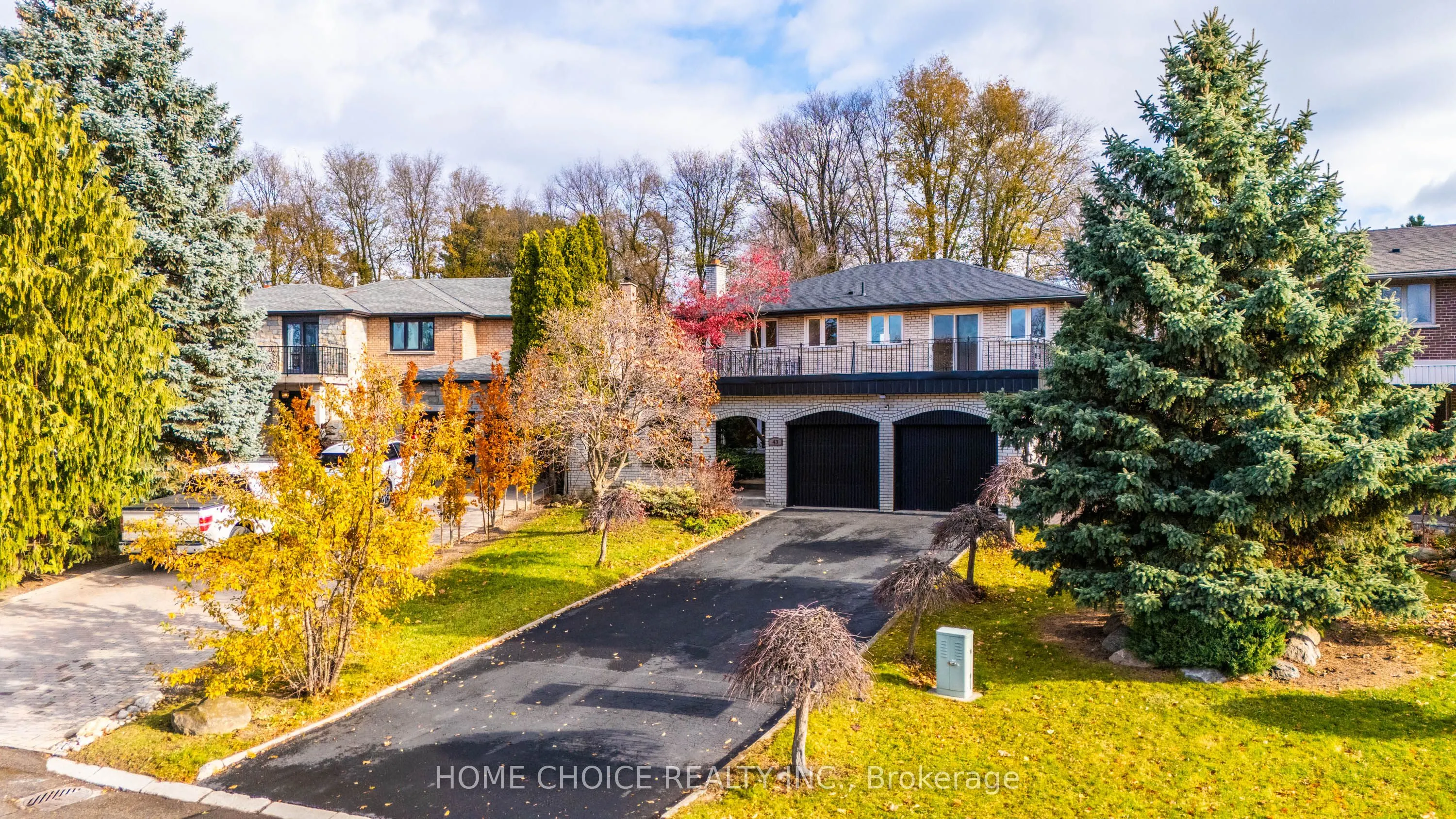 43 Golfwood Heights E